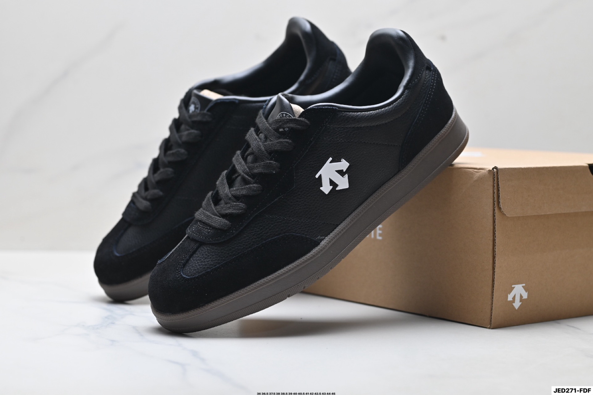 迪桑特DESCENTE CHRON COURT SB 复古轻质 耐磨低帮 生活休闲鞋 D5291LSN53-Top High Quatity Cheap Sneakers Fashion Clothing Clothes Bags handbags Shoes of all Brand wholesale With The best Quality And Beautiful Price from China Factory Chinese suppliers wholesaler seller 迪桑特DESCENTE CHRON COURT SB 复古轻质 耐磨低帮 生活休闲鞋 D5291LSN53
