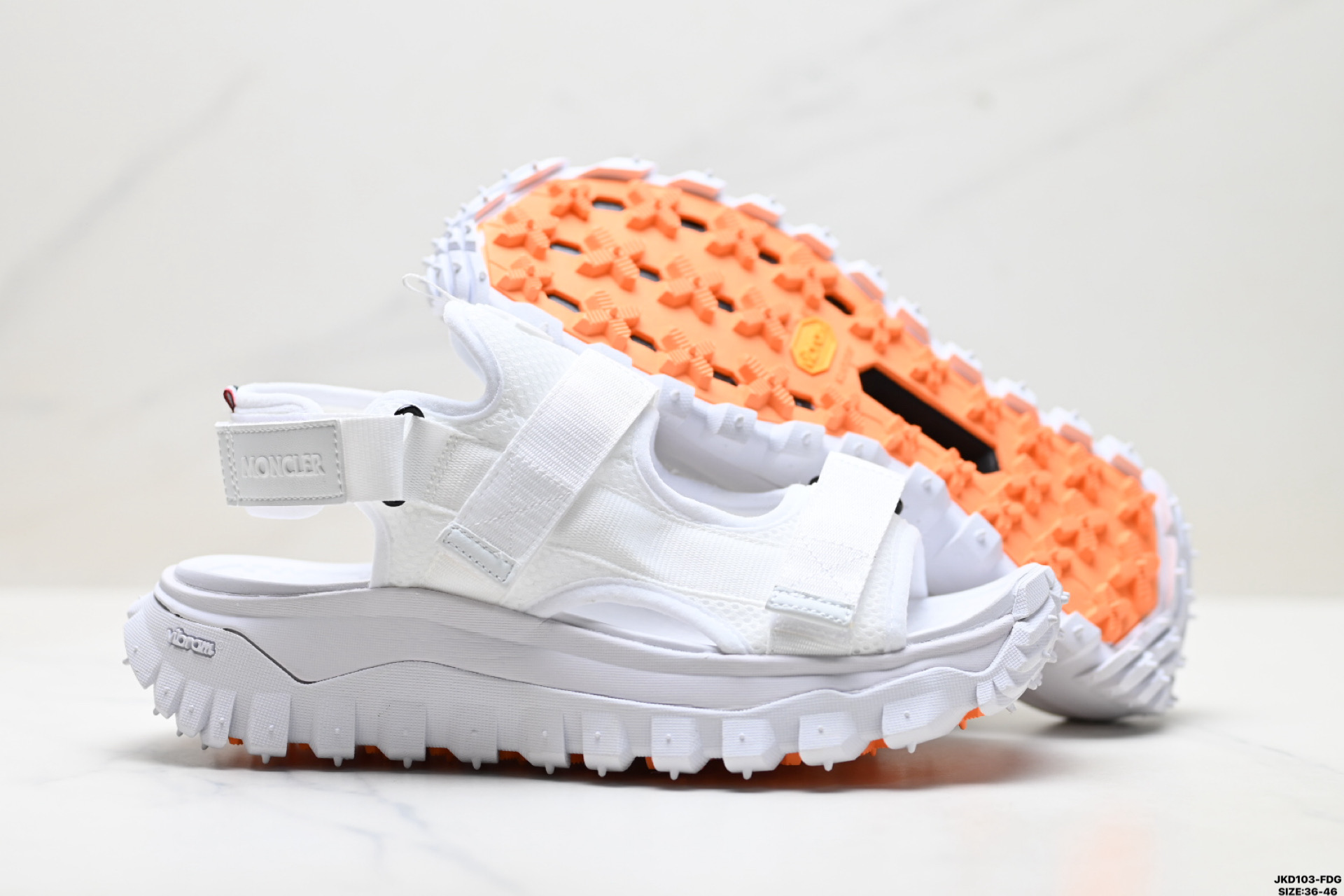 Moncler盟可睐 Trailgrip Vela 圆头魔术贴 沙滩凉鞋 I109B4L00070M380-Top High Quatity Cheap Sneakers Fashion Clothing Clothes Bags handbags Shoes of all Brand wholesale With The best Quality And Beautiful Price from China Factory Chinese suppliers wholesaler seller Moncler盟可睐 Trailgrip Vela 圆头魔术贴 沙滩凉鞋 I109B4L00070M380