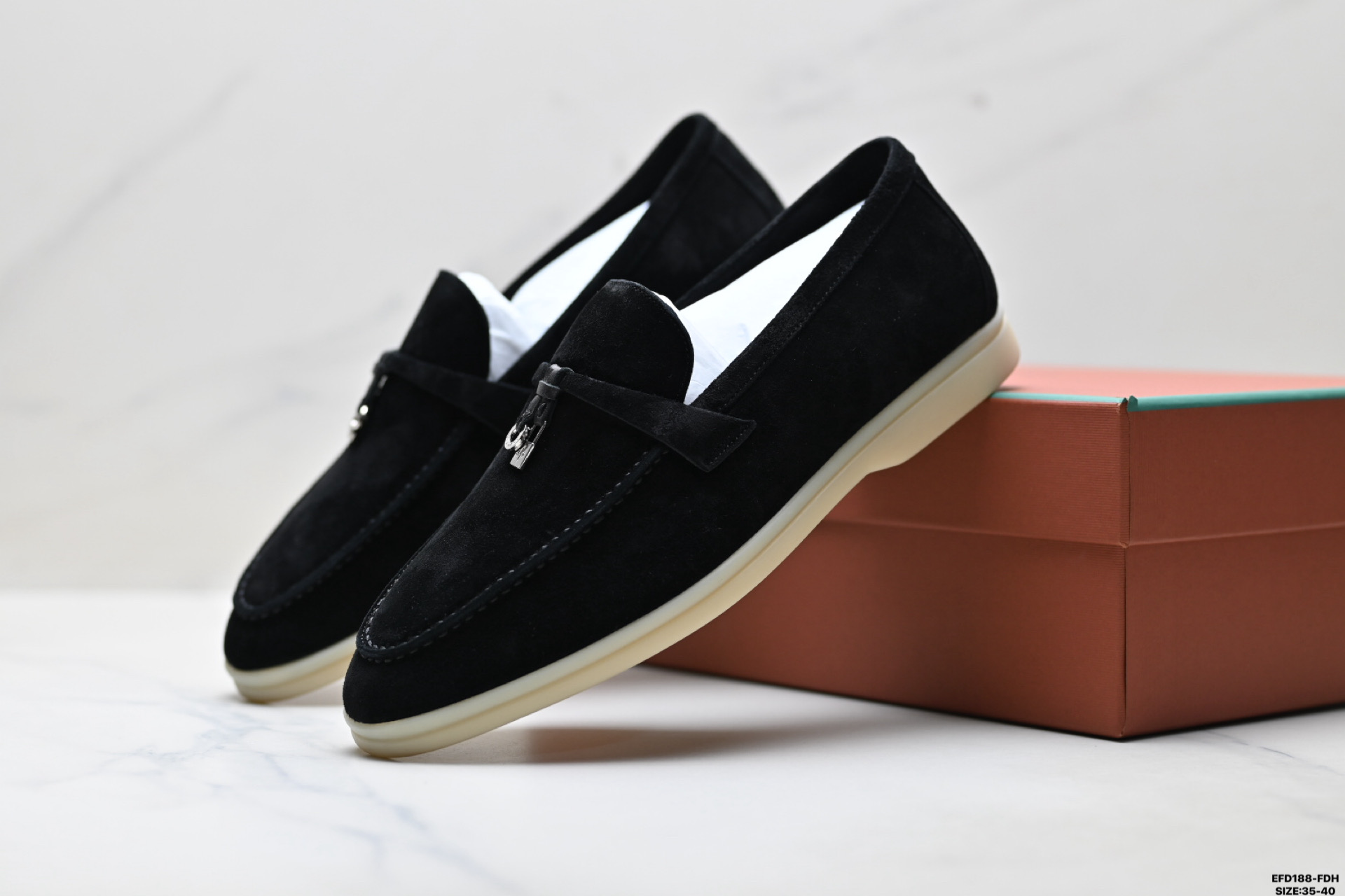 纯原Loro Piana Summer Charms Walk 绒面革 圆头套脚乐福鞋 FAE5444H610-Top High Quatity Cheap Sneakers Fashion Clothing Clothes Bags handbags Shoes of all Brand wholesale With The best Quality And Beautiful Price from China Factory Chinese suppliers wholesaler seller 纯原Loro Piana Summer Charms Walk 绒面革 圆头套脚乐福鞋 FAE5444H610