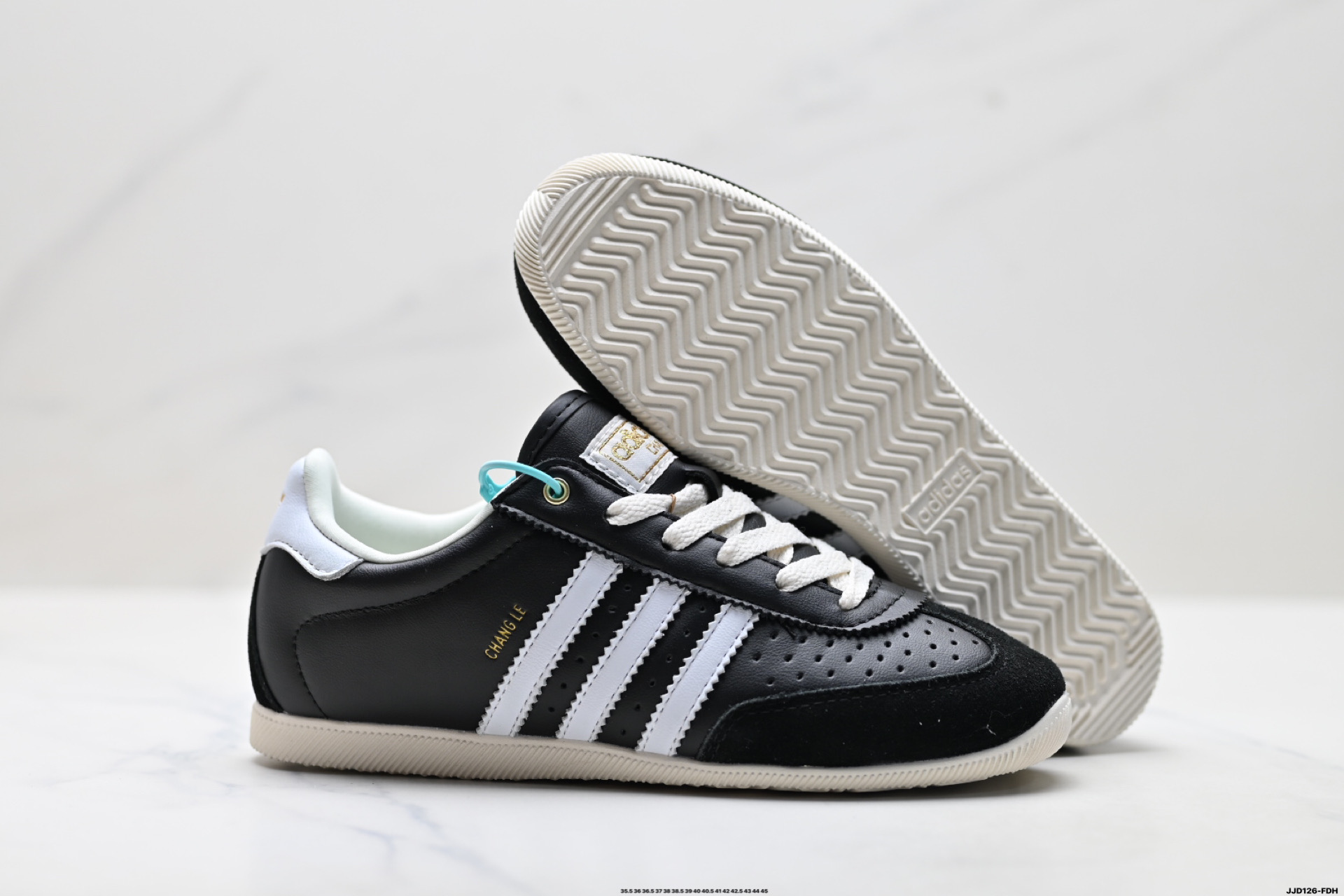 滔搏adidas阿迪达斯三叶草男女鞋CHANGLE运动休闲鞋 KJ3960-Top High Quatity Cheap Sneakers Fashion Clothing Clothes Bags handbags Shoes of all Brand wholesale With The best Quality And Beautiful Price from China Factory Chinese suppliers wholesaler seller 滔搏adidas阿迪达斯三叶草男女鞋CHANGLE运动休闲鞋 KJ3960
