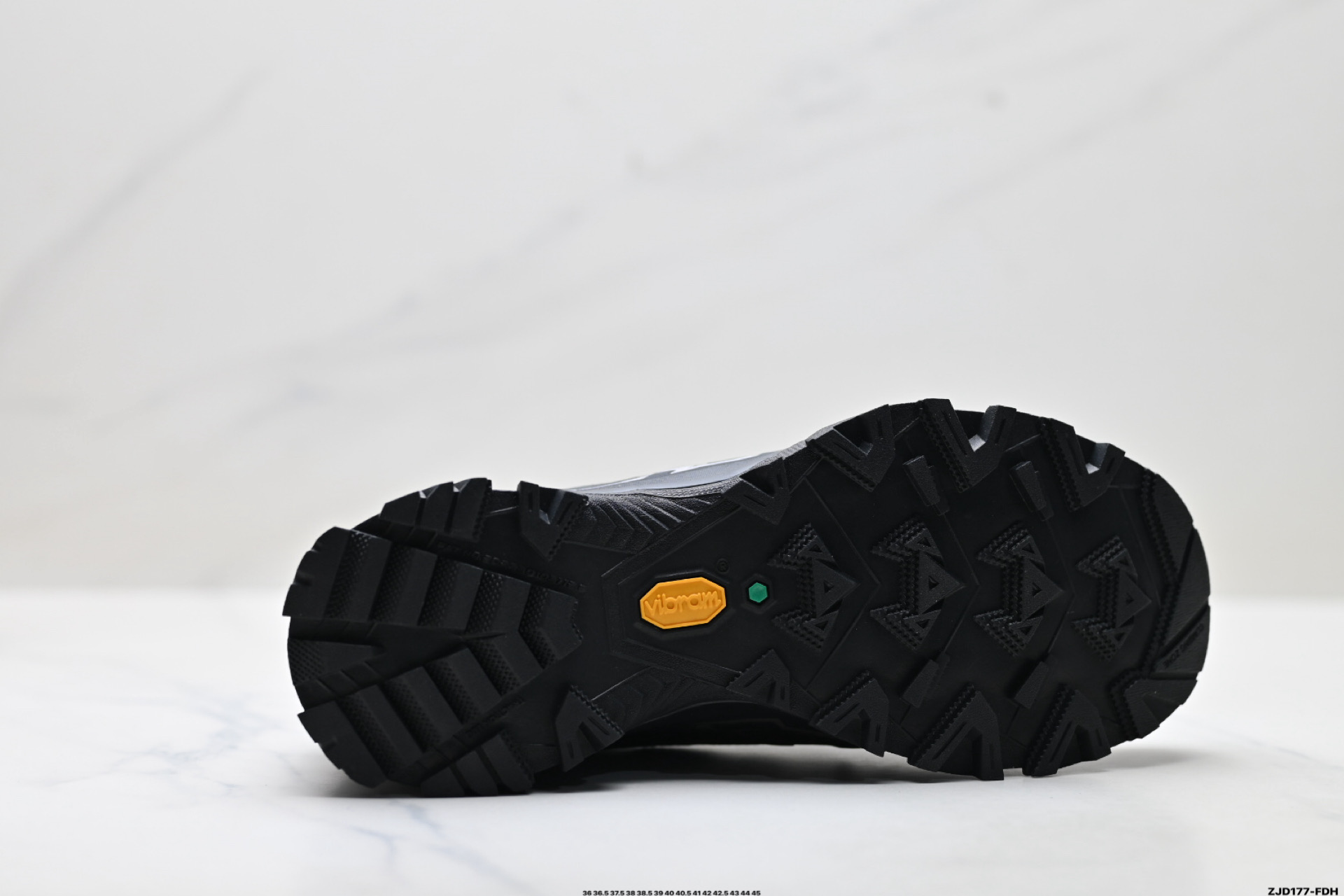 凯乐石KAILAS 远征 舒适简约经典登山 防滑耐磨防水 低帮 徒步鞋 KS261-Top High Quatity Cheap Sneakers Fashion Clothing Clothes Bags handbags Shoes of all Brand wholesale With The best Quality And Beautiful Price from China Factory Chinese suppliers wholesaler seller 凯乐石KAILAS 远征 舒适简约经典登山 防滑耐磨防水 低帮 徒步鞋 KS261