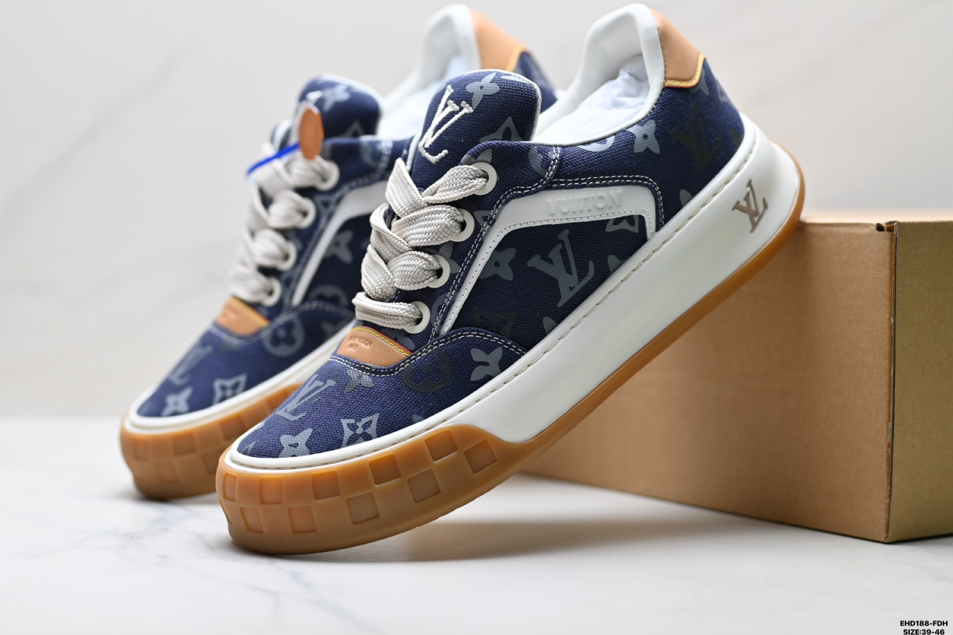 纯原Louis Vuitton Tilted 绒面小牛皮 路易威登 休闲运动文化百搭板鞋-Top High Quatity Cheap Sneakers Fashion Clothing Clothes Bags handbags Shoes of all Brand wholesale With The best Quality And Beautiful Price from China Factory Chinese suppliers wholesaler seller 纯原Louis Vuitton Tilted 绒面小牛皮 路易威登 休闲运动文化百搭板鞋