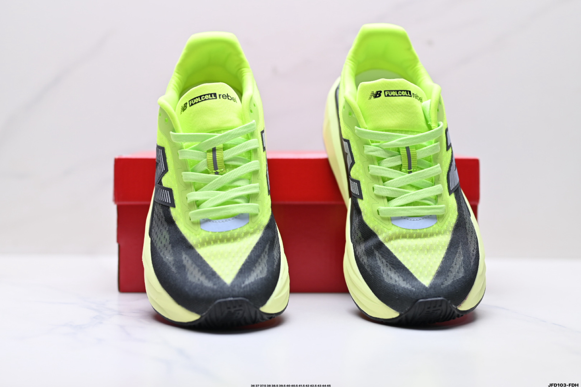 New Balance 新百伦FuelCell 简约 织物 网布防滑耐磨透气轻便 低帮 马拉松跑步鞋 MFCX4TR-Top High Quatity Cheap Sneakers Fashion Clothing Clothes Bags handbags Shoes of all Brand wholesale With The best Quality And Beautiful Price from China Factory Chinese suppliers wholesaler seller New Balance 新百伦FuelCell 简约 织物 网布防滑耐磨透气轻便 低帮 马拉松跑步鞋 MFCX4TR