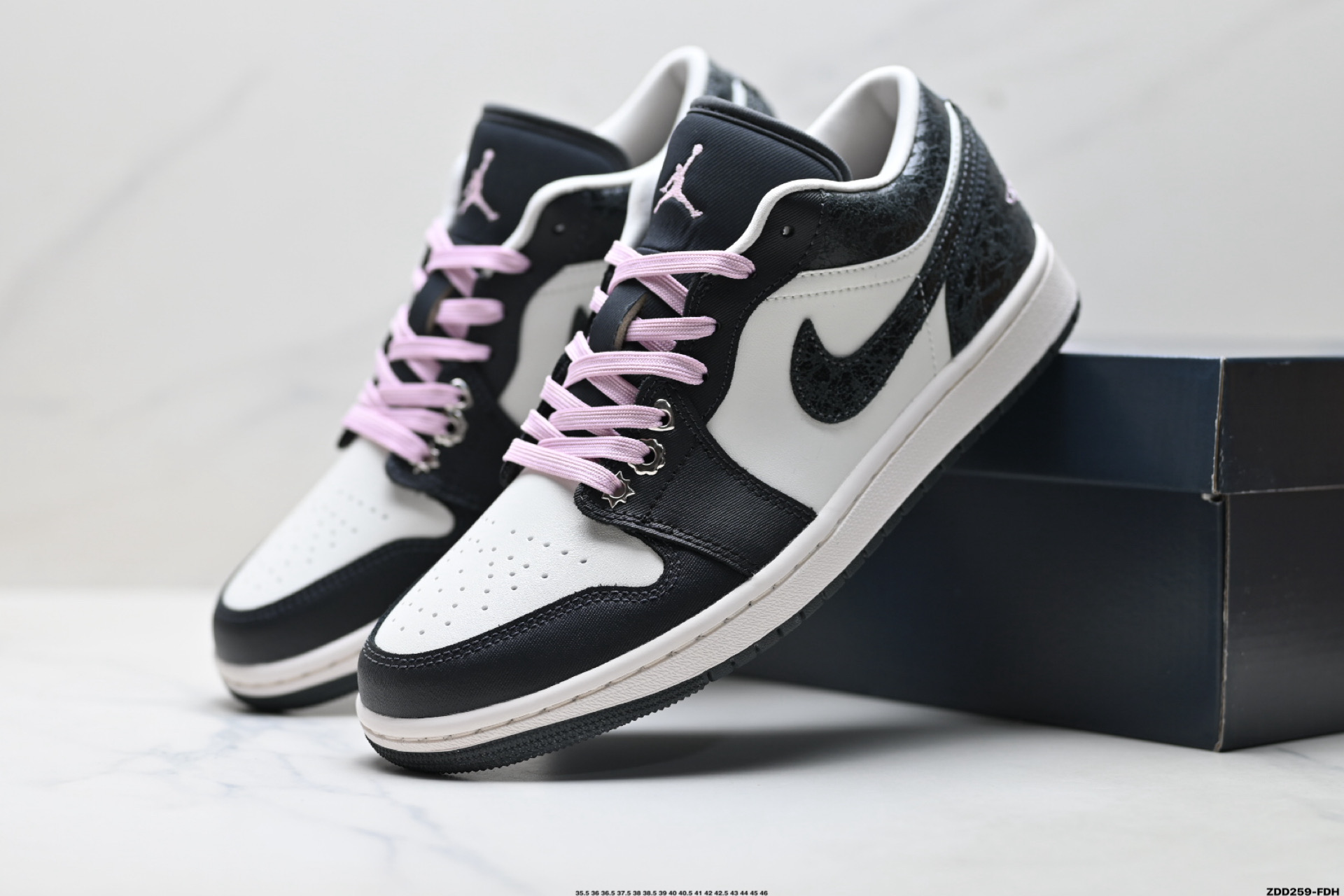 Nike Air Jordan 1 Low 耐克 AJ1乔1低帮休闲板鞋 II0595-001-Top High Quatity Cheap Sneakers Fashion Clothing Clothes Bags handbags Shoes of all Brand wholesale With The best Quality And Beautiful Price from China Factory Chinese suppliers wholesaler seller Nike Air Jordan 1 Low 耐克 AJ1乔1低帮休闲板鞋 II0595-001