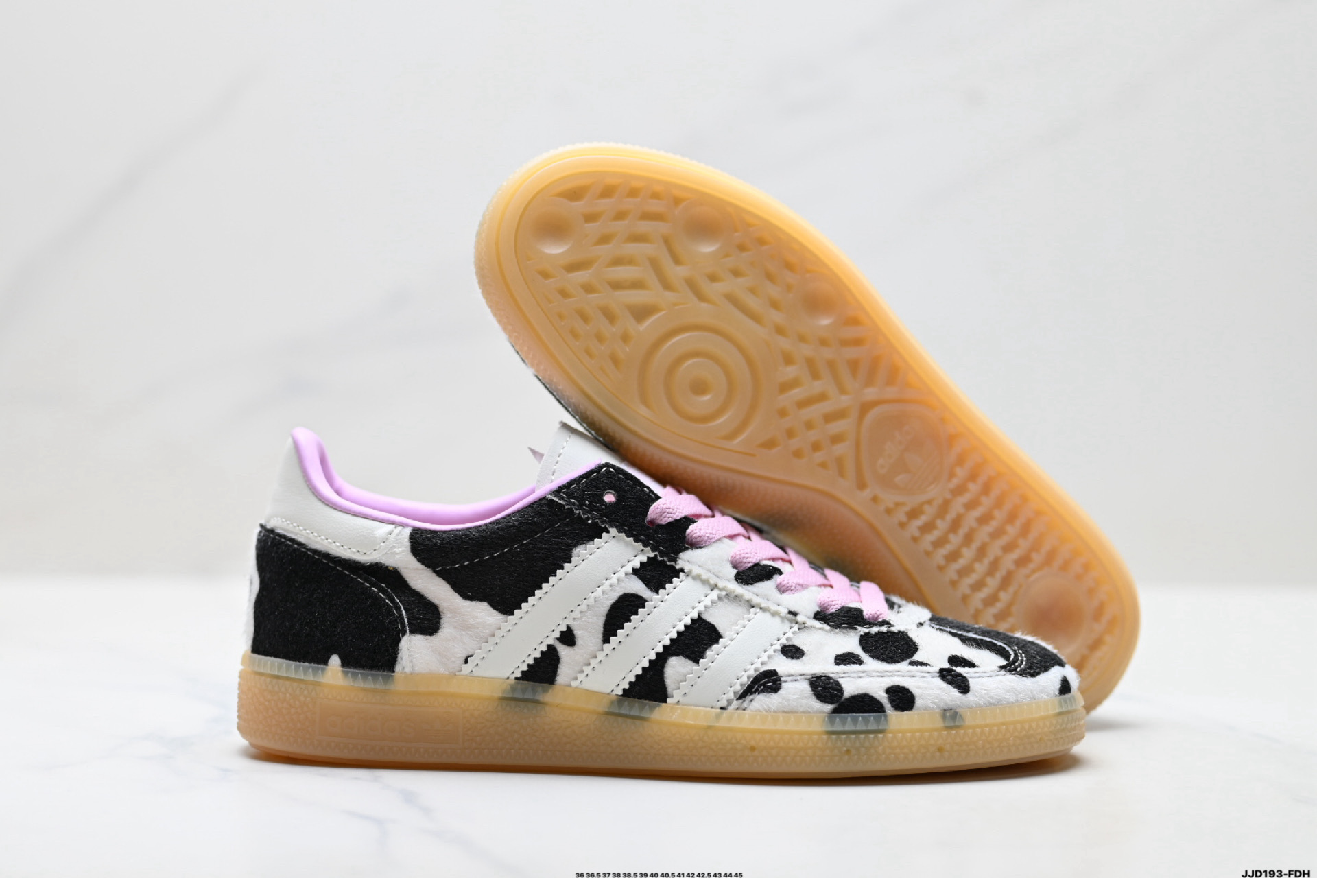 Adidas Handball Spezial 阿迪达斯经典款 复古休闲板鞋 KJ0090
