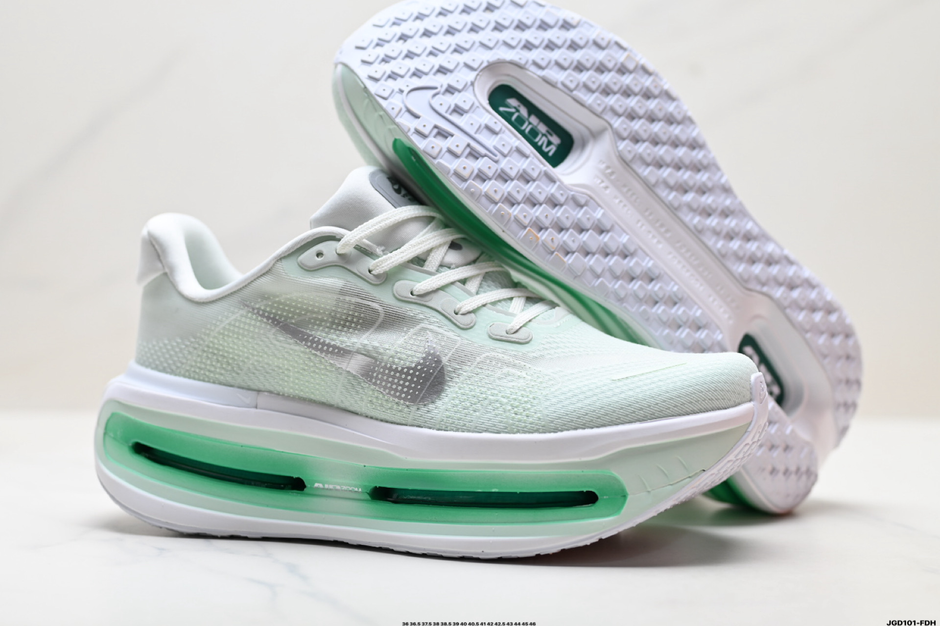 Nike VOMERO PREMIUM 耐克 舒适减震防滑 低帮跑步鞋 全掌ReactX泡绵中底 HM5973-300-Top High Quatity Cheap Sneakers Fashion Clothing Clothes Bags handbags Shoes of all Brand wholesale With The best Quality And Beautiful Price from China Factory Chinese suppliers wholesaler seller Nike VOMERO PREMIUM 耐克 舒适减震防滑 低帮跑步鞋 全掌ReactX泡绵中底 HM5973-300