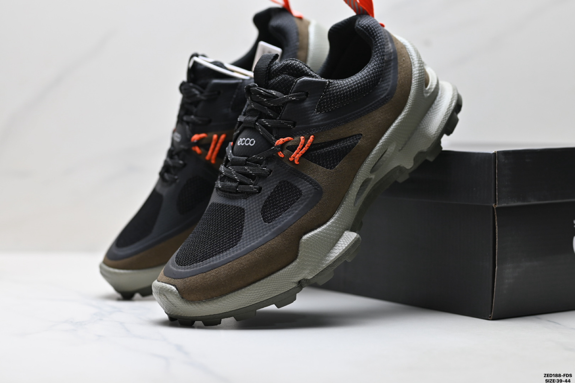 Ecco爱步 Biom C-Trail 健步C 舒适时尚 简约时尚 减震防滑 低帮休闲鞋 802884-513-Top High Quatity Cheap Sneakers Fashion Clothing Clothes Bags handbags Shoes of all Brand wholesale With The best Quality And Beautiful Price from China Factory Chinese suppliers wholesaler seller Ecco爱步 Biom C-Trail 健步C 舒适时尚 简约时尚 减震防滑 低帮休闲鞋 802884-513