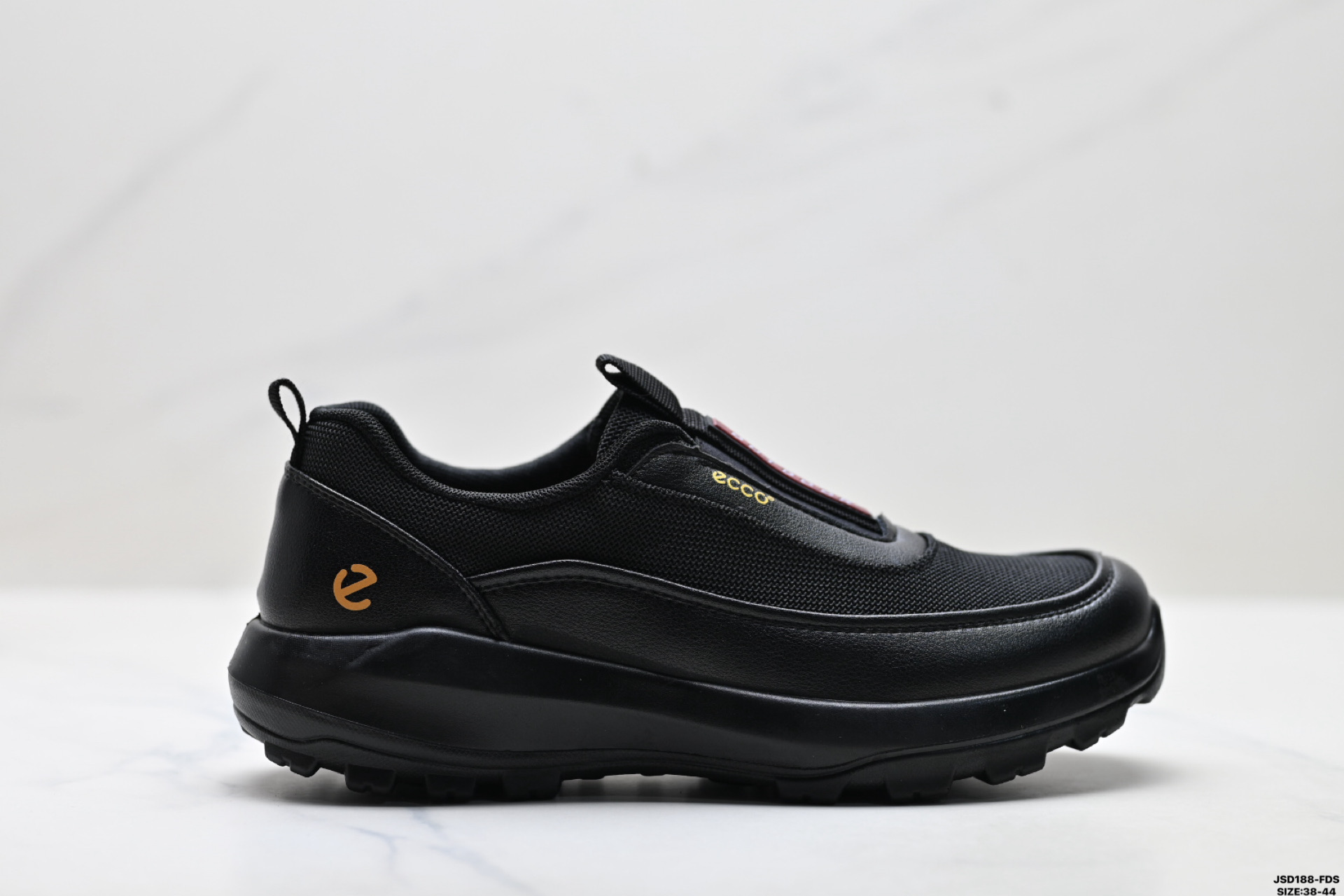 Ecco爱步 Biom Fjuel 轻量化设计 透气登山鞋鞋