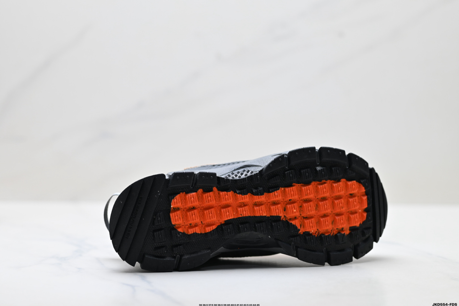 Nike Zoom Vomero Roam 耐克 复古休闲运动慢跑鞋 IQ1127-220