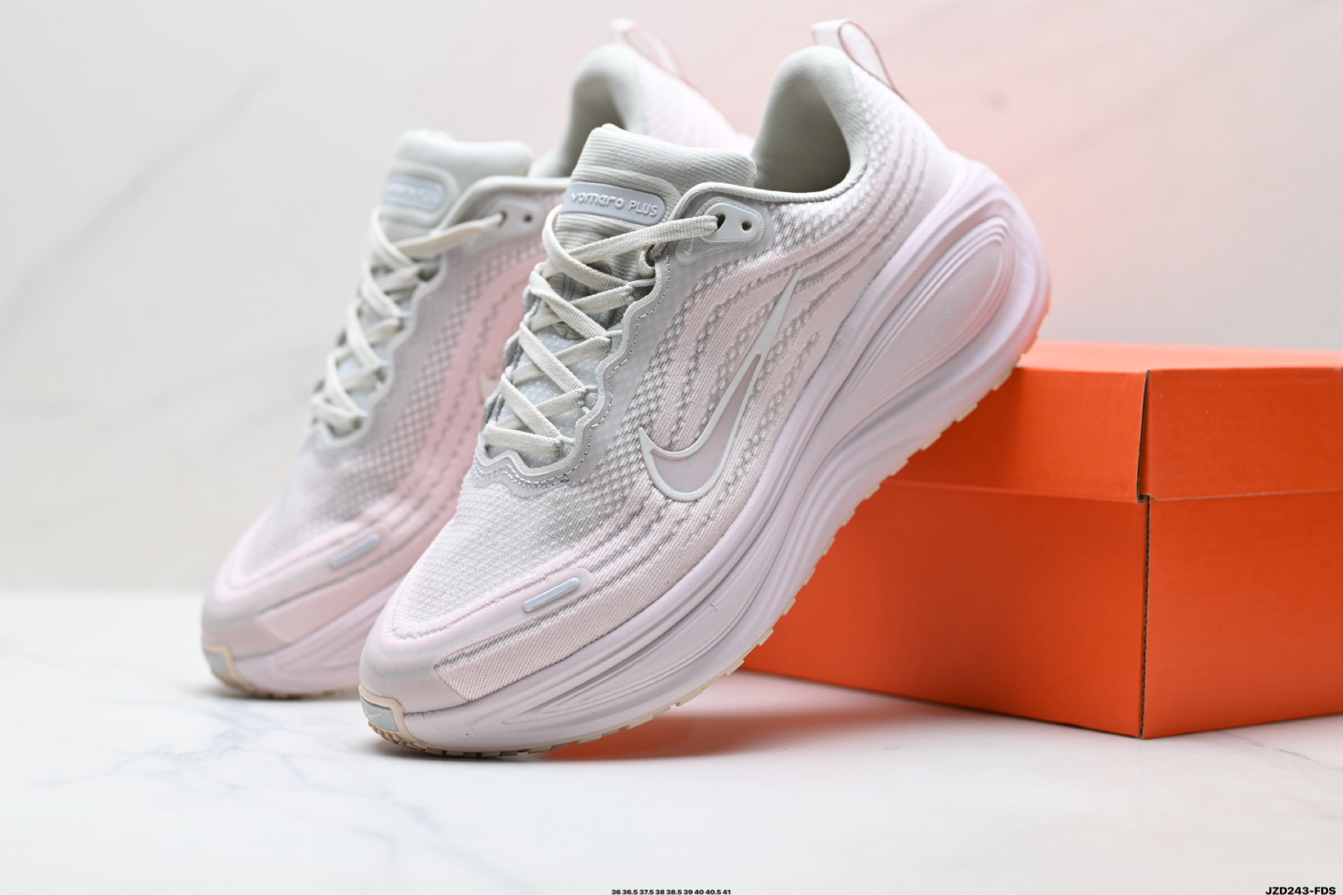 Nike Vomero Plus 耐克 舒适减震防滑 低帮跑步鞋 HV8154-603-Top High Quatity Cheap Sneakers Fashion Clothing Clothes Bags handbags Shoes of all Brand wholesale With The best Quality And Beautiful Price from China Factory Chinese suppliers wholesaler seller Nike Vomero Plus 耐克 舒适减震防滑 低帮跑步鞋 HV8154-603