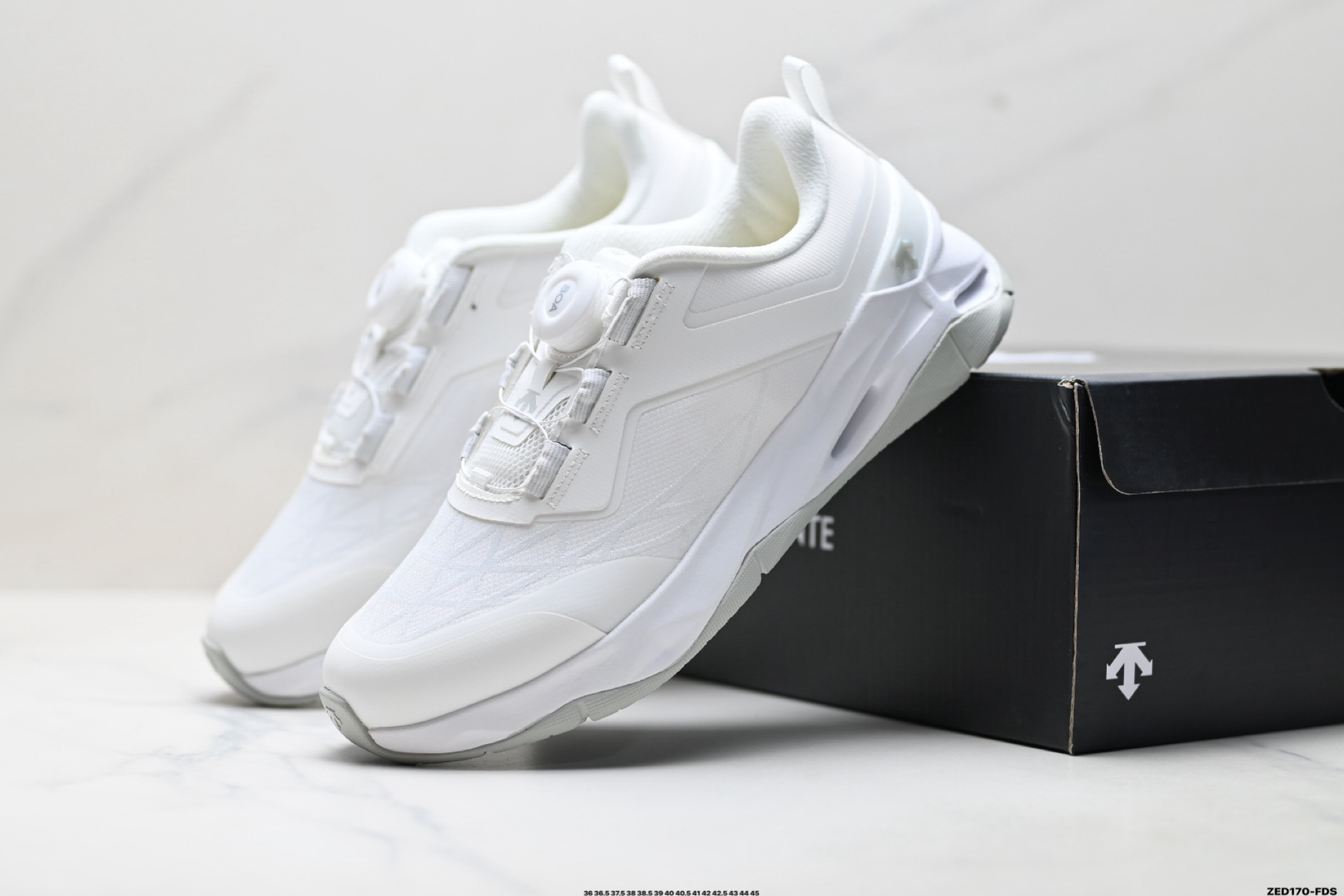 迪桑特DESCENTE CIRCUIT LTR WIRE 2.0 舒适百搭防滑耐磨 低帮 休闲跑步鞋 D5331TCT07-Top High Quatity Cheap Sneakers Fashion Clothing Clothes Bags handbags Shoes of all Brand wholesale With The best Quality And Beautiful Price from China Factory Chinese suppliers wholesaler seller 迪桑特DESCENTE CIRCUIT LTR WIRE 2.0 舒适百搭防滑耐磨 低帮 休闲跑步鞋 D5331TCT07