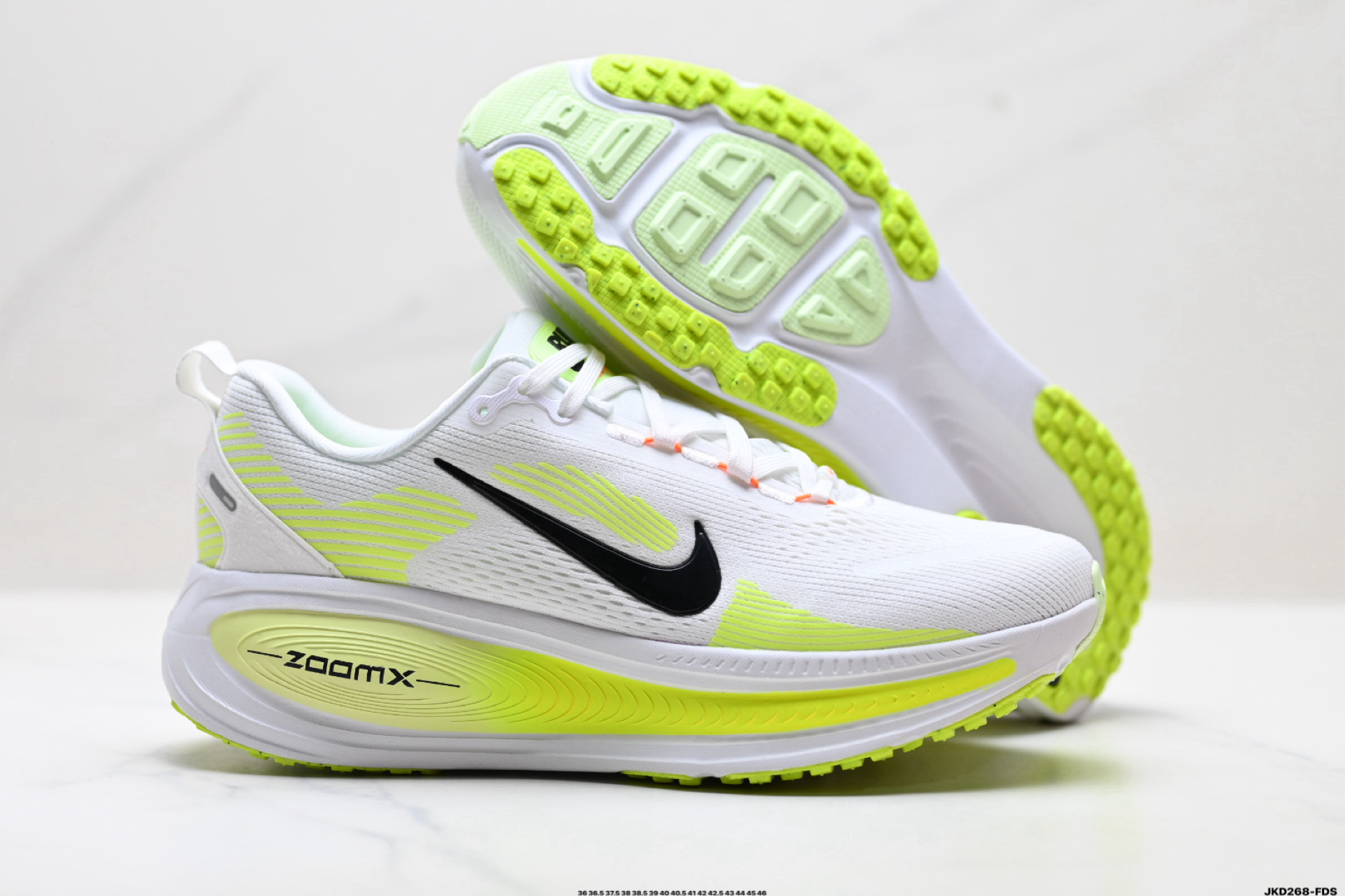 Nike Vomero 18 耐克 舒适减震防滑 低帮跑步鞋 HM6803-120 Nike Vomero 18 耐克 舒适减震防滑 低帮跑步鞋 HM6803-120