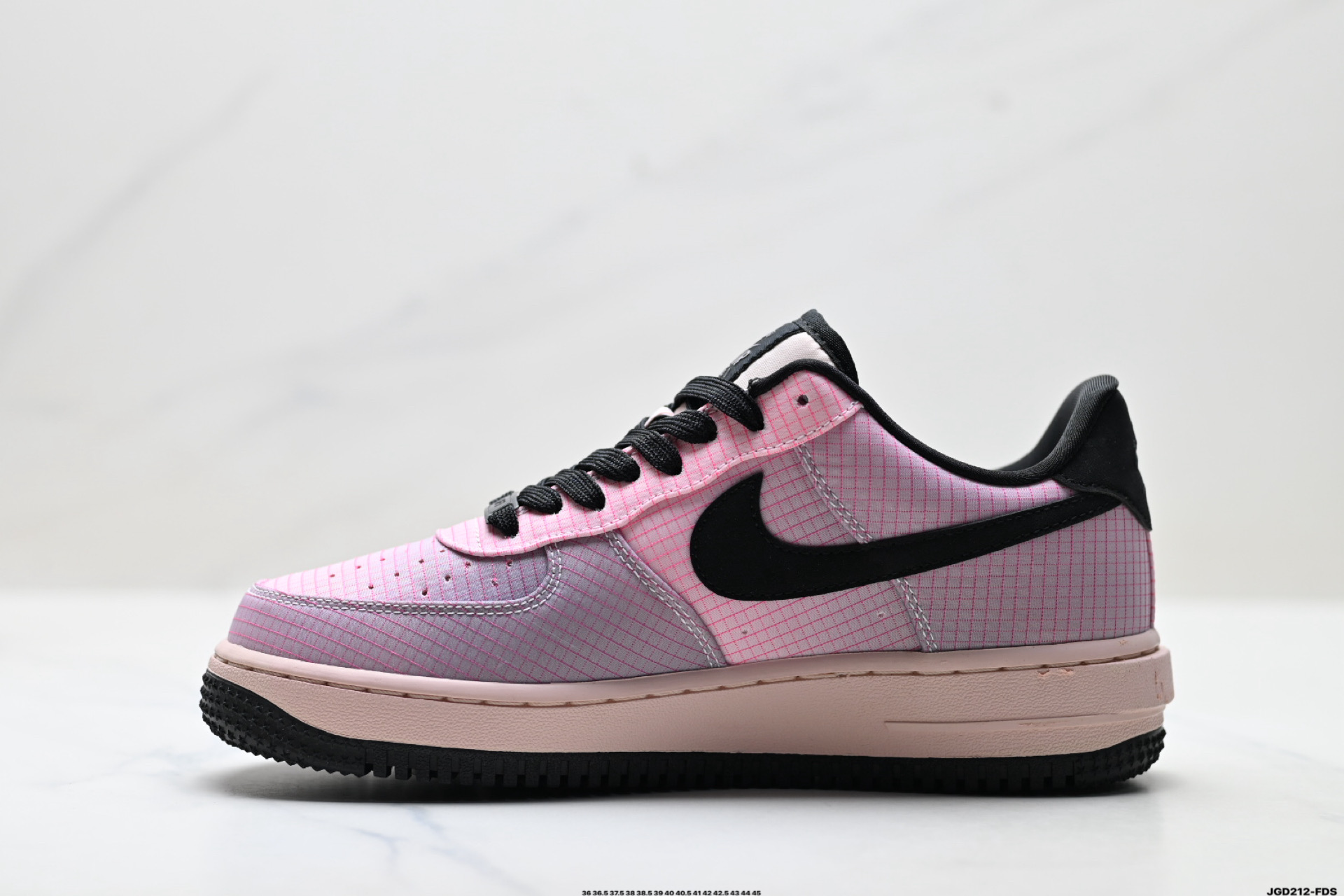 NIKE AIR FORCE 1‘07 LV8 lH1943-600