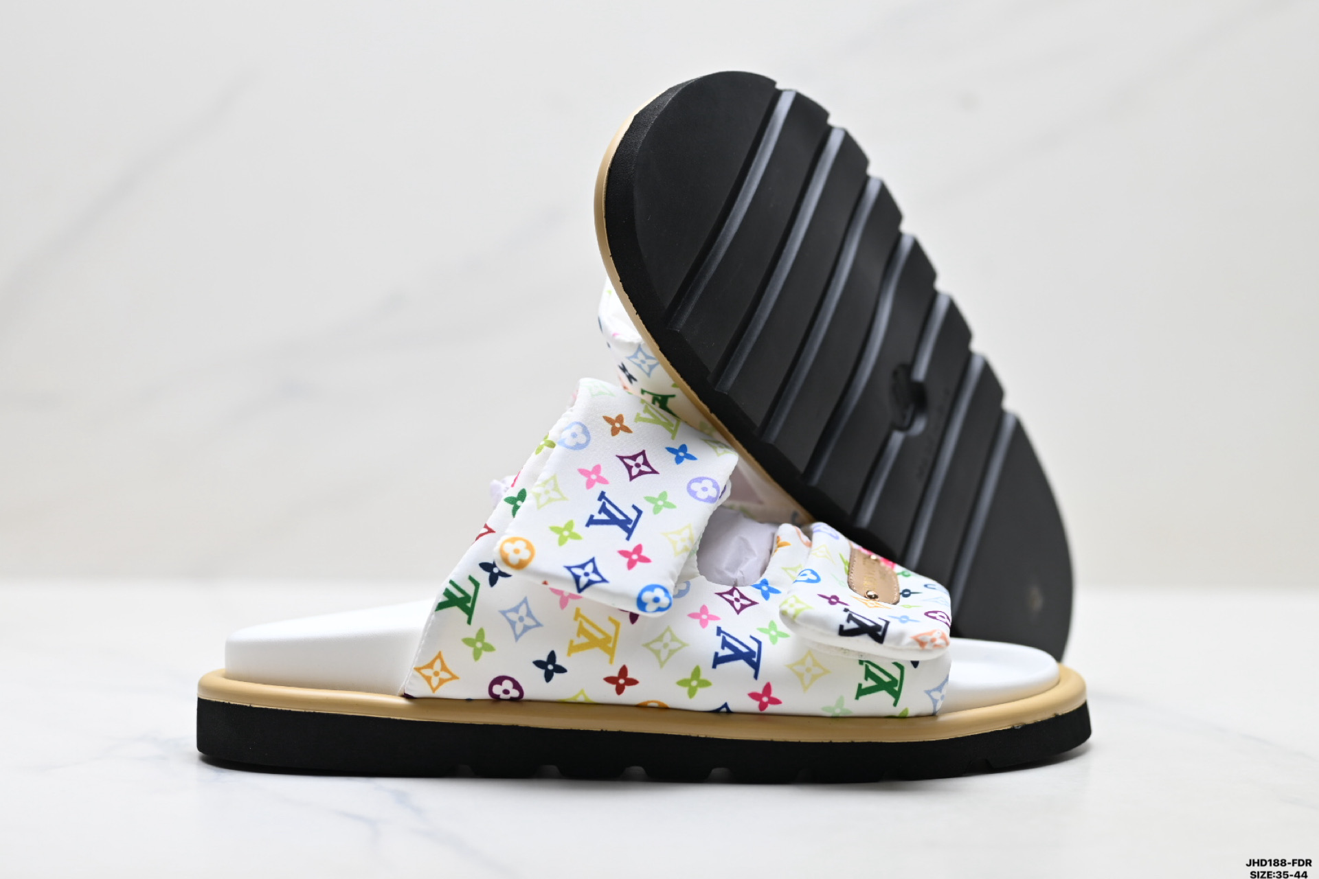 Louis Vuitton Pool Pillow 路易威登 皮革 刺绣图案 露趾套脚 LV 拖鞋-Top High Quatity Cheap Sneakers Fashion Clothing Clothes Bags handbags Shoes of all Brand wholesale With The best Quality And Beautiful Price from China Factory Chinese suppliers wholesaler seller Louis Vuitton Pool Pillow 路易威登 皮革 刺绣图案 露趾套脚 LV 拖鞋