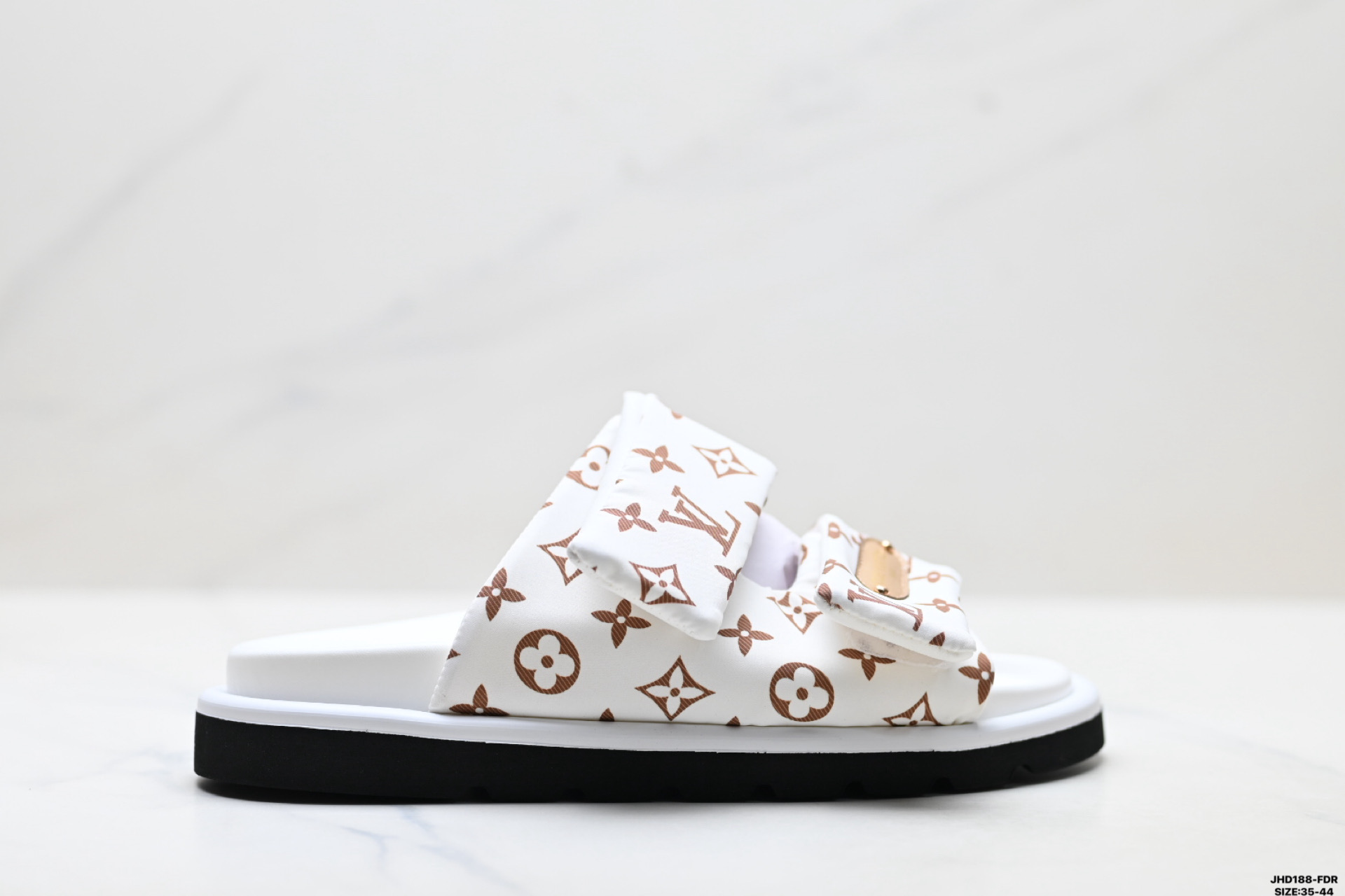 Louis Vuitton Pool Pillow 路易威登 皮革 刺绣图案 露趾套脚 LV 拖鞋-Top High Quatity Cheap Sneakers Fashion Clothing Clothes Bags handbags Shoes of all Brand wholesale With The best Quality And Beautiful Price from China Factory Chinese suppliers wholesaler seller Louis Vuitton Pool Pillow 路易威登 皮革 刺绣图案 露趾套脚 LV 拖鞋