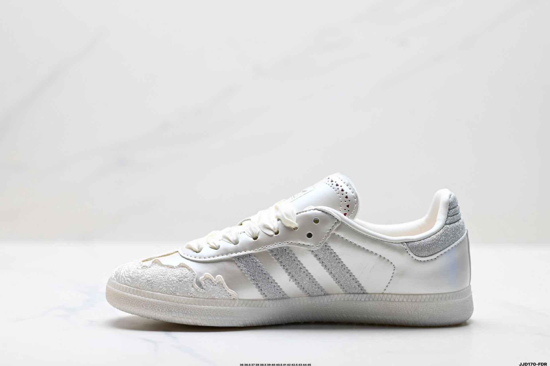 Adidas Originals Samba 阿迪达斯 桑巴舞系列绅士德训足球风百搭低帮休闲运动板鞋 HP3698
