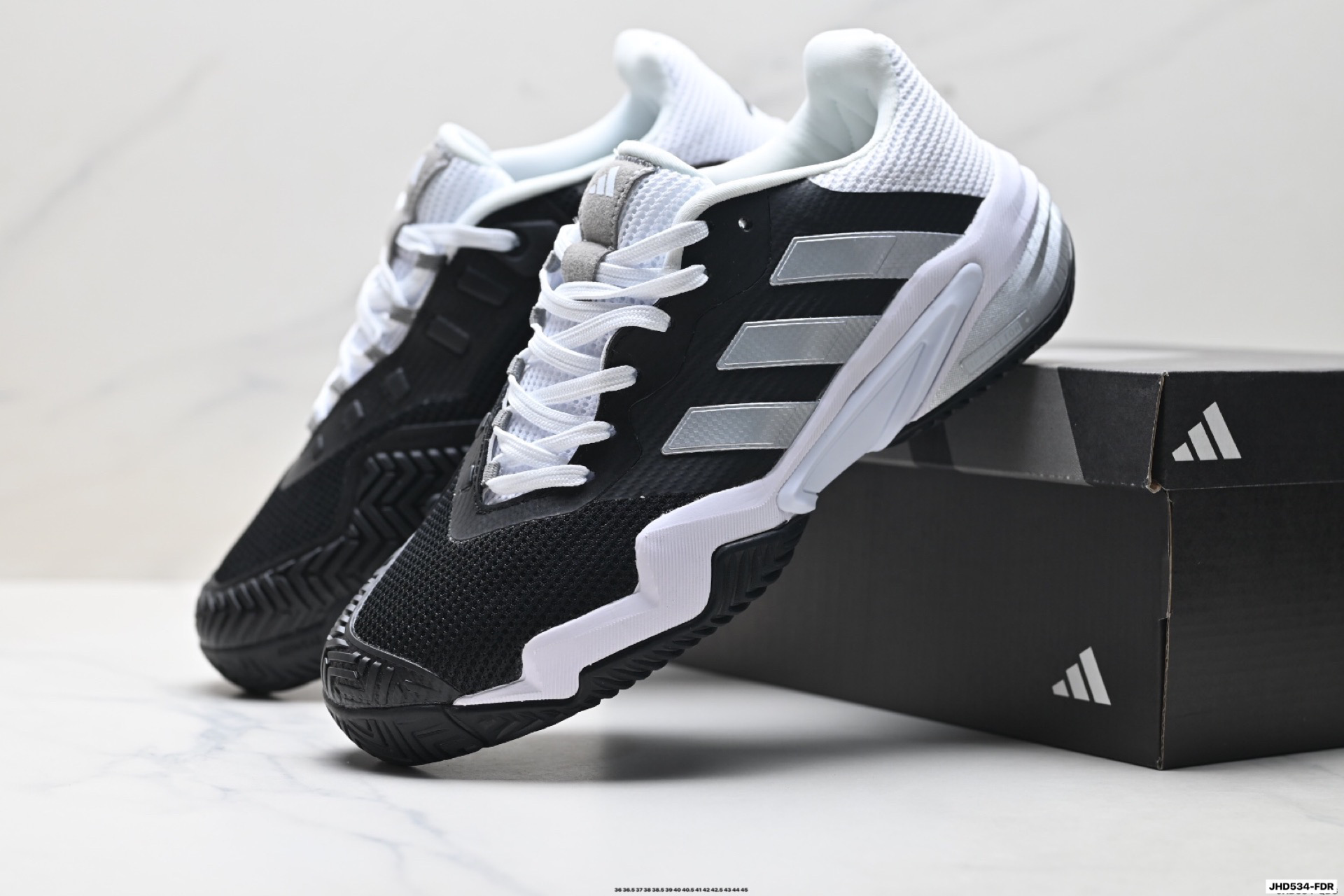 Adidas阿迪达斯男子网球鞋Barricade 13 M Leather 这款ADIDAS BARRICADE 13网球运动鞋 lF9131