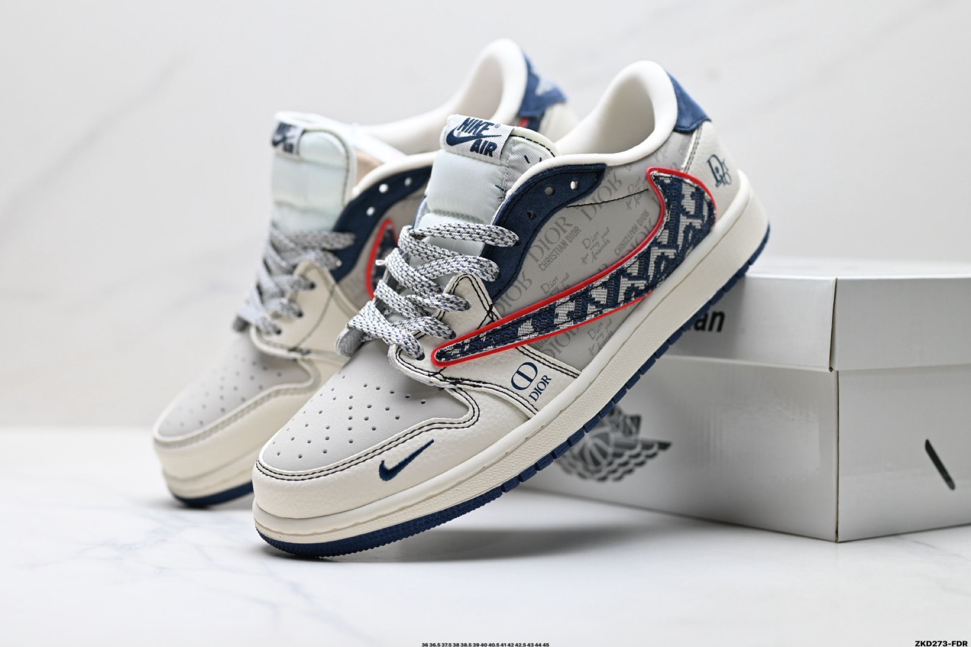 Nike Air Jordan 1 x Travis Scott AJ1倒勾 乔一倒钩 ‘DIY’定制 耐克 低帮文化篮球鞋 XD1979-006