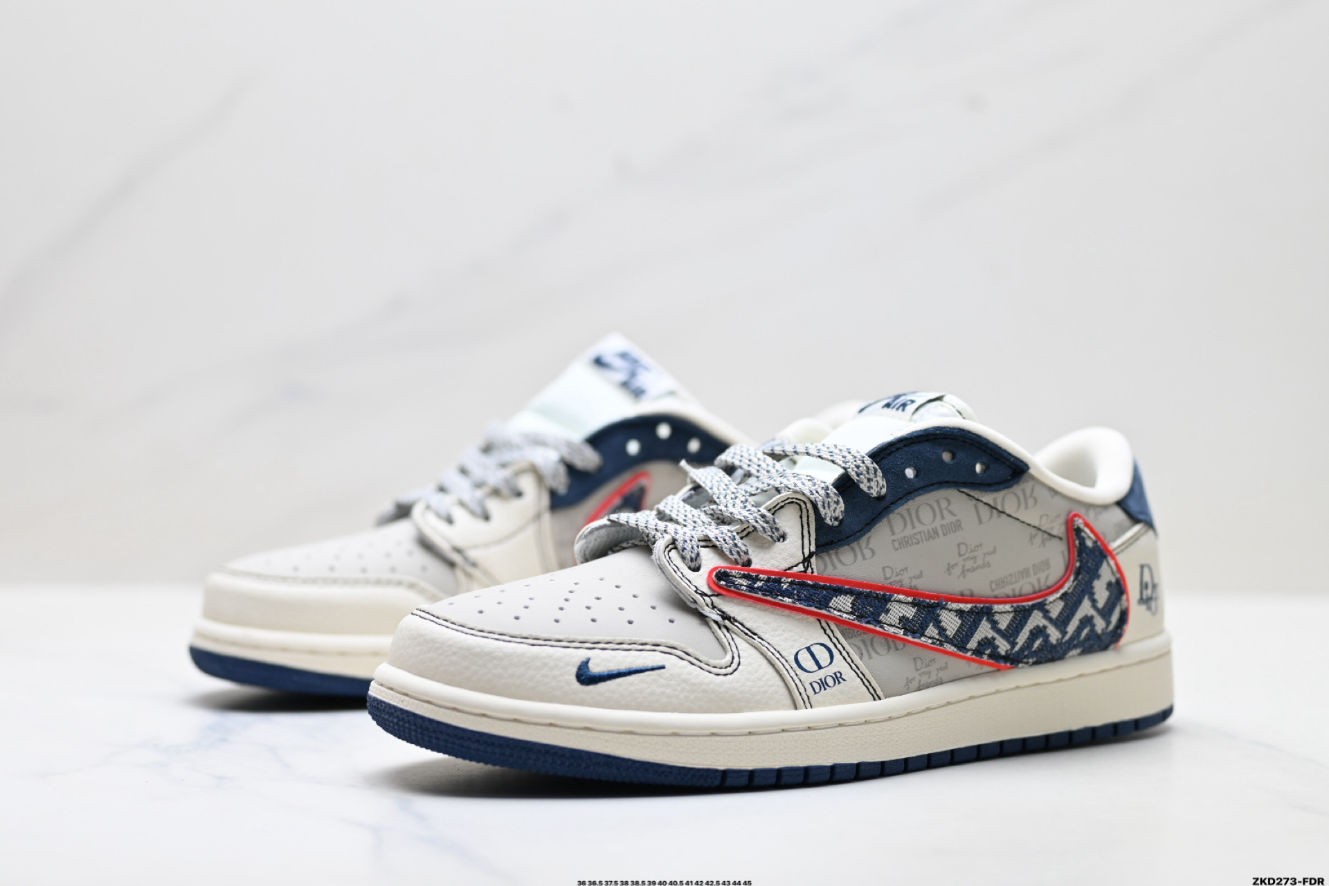 Nike Air Jordan 1 x Travis Scott AJ1倒勾 乔一倒钩 ‘DIY’定制 耐克 低帮文化篮球鞋 XD1979-006