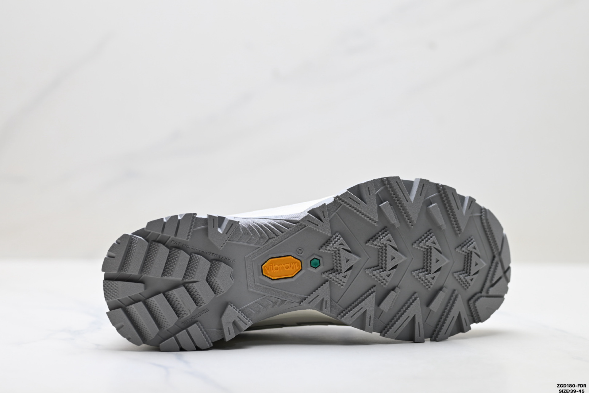 凯乐石KAILAS 远征 舒适简约经典登山 防滑耐磨防水 低帮 徒步鞋 KS261-Top High Quatity Cheap Sneakers Fashion Clothing Clothes Bags handbags Shoes of all Brand wholesale With The best Quality And Beautiful Price from China Factory Chinese suppliers wholesaler seller 凯乐石KAILAS 远征 舒适简约经典登山 防滑耐磨防水 低帮 徒步鞋 KS261