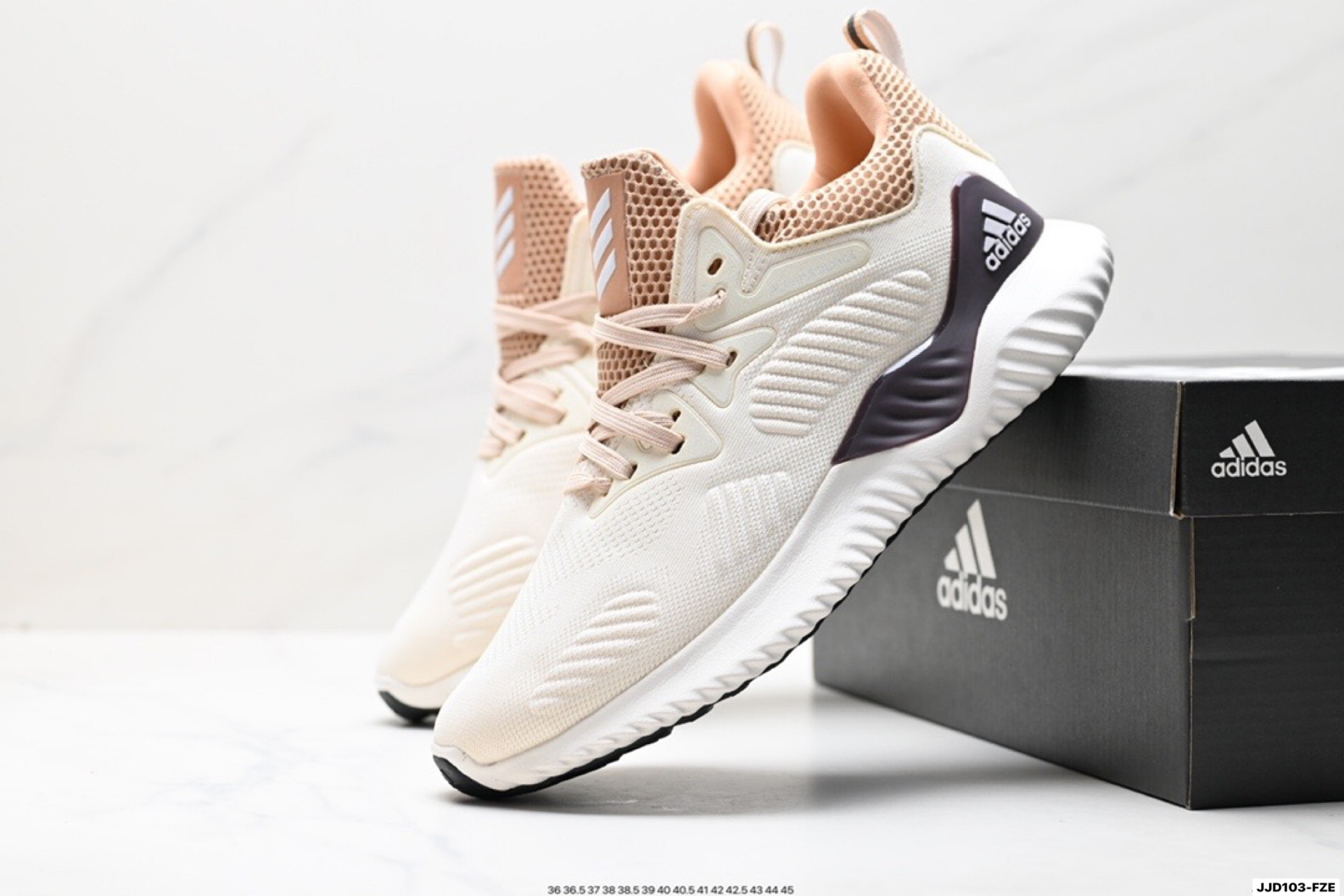 ️ 真标✅阿迪 Lv AlphaBounce Beyond m阿尔法 网面休闲跑步鞋 B43686 织4D鞋面春夏更加透气舒适 德国马牌橡胶大底 内附专柜脚踏防尘纸、防水袋 货号:CG4762 ID:JJD103-FZE