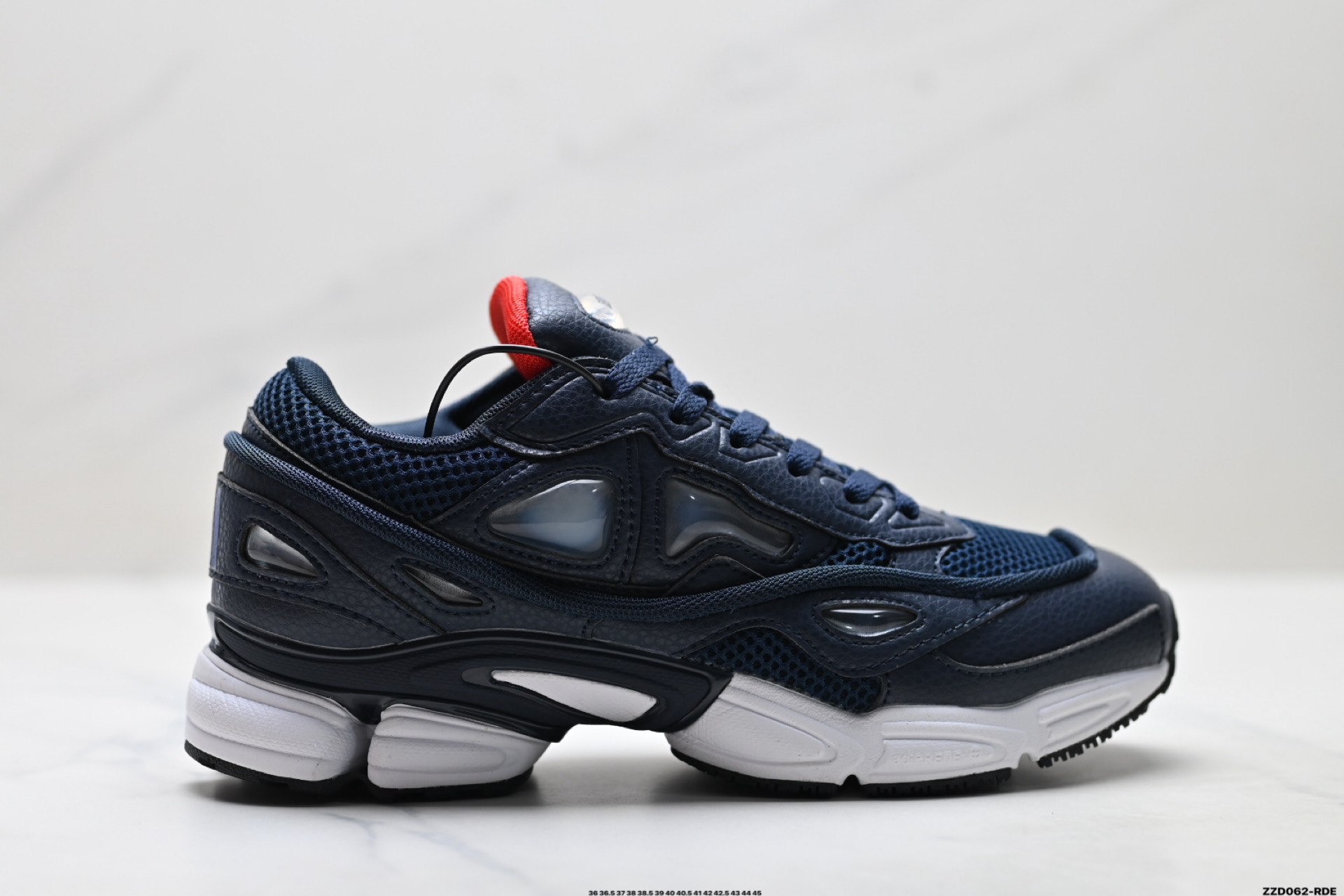 【05037】RAF SIMONS x adidas Originals Ozweego Sneakers