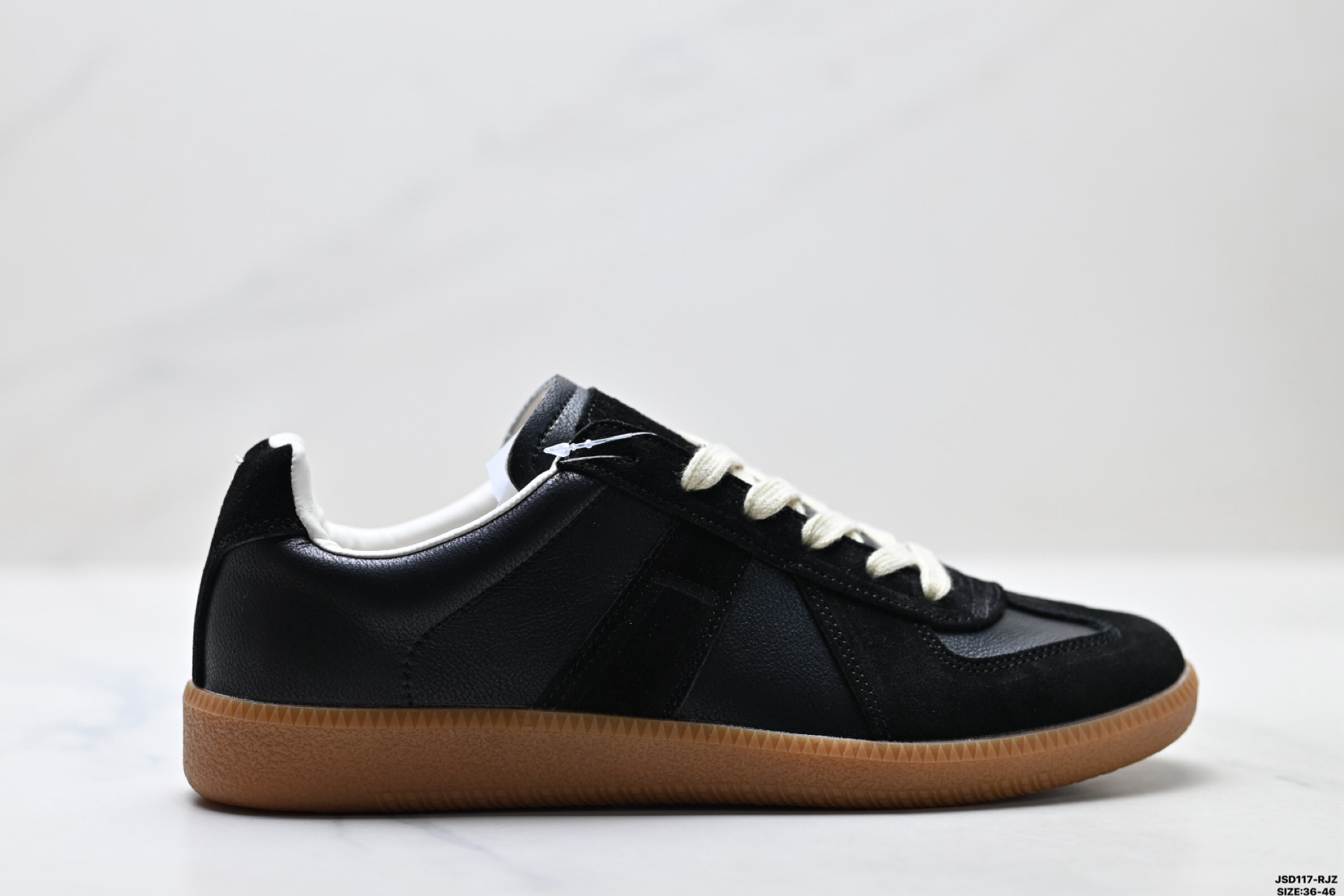 【05402】Maison Margiela Replica Wedge Low-Top Sneakers