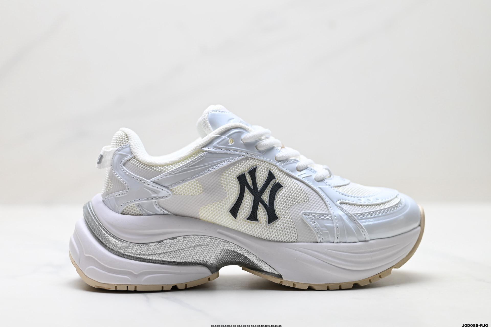 【05880】MLB Curve Runner Sneakers Size: 35.5-45