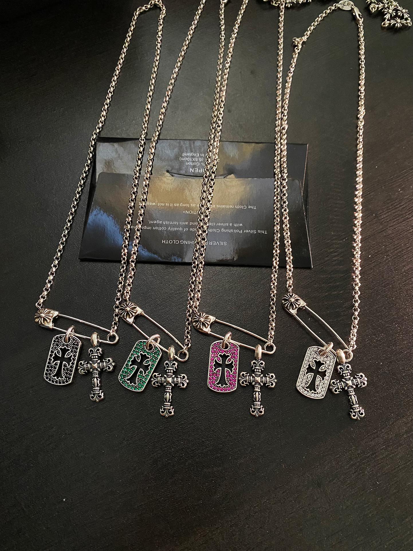 NO:583037,New Fang brand flame brooch necklace, fine jewelry, necklace19860909新款方牌火焰别针项链,饰品精品,necklace,Jewelry