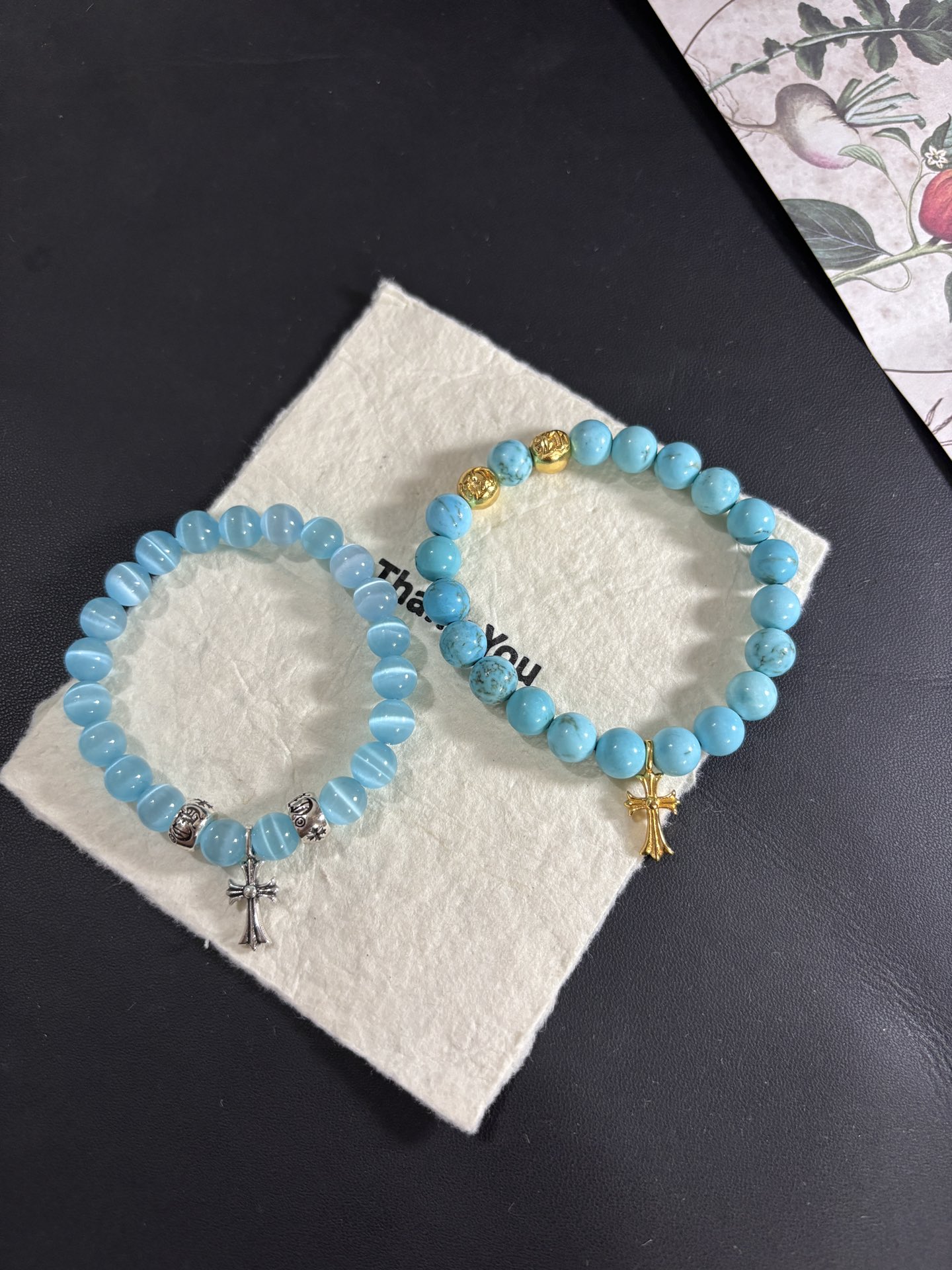 NO:113858,Batch New [Counter Quality] Chrome Hearts Croxin Classic retro multi-element blue cat-eye bracelet, Kuaishou/ins/Little Red Book popular, different concave and convex and convex design styles present unique. Cross Scout flowers are Croxin's logo, so they last longer. Genuine version Chrome Hearts Croxin, different market ordinary light version, match the quality of the version, look at the details of the letter printing, retro old gray oxygen level. Seiko version!  , jewelry boutique, chrome hearts, chrome hearts, bracelet19860909批 新款【专柜品质】Chrome Hearts克罗心 经典复古多元素蓝猫眼手串手链 ,快手/ins/小红书热门,凹凸造型不同的花纹设计风格呈现出与众不同 十字架童军花是克罗心的标志 所以更经久不衰 正品打版Chrome Hearts克罗心 区别市场普通轻版 对版对标品质 看字印细节 复古做旧灰氧程度.精工版本！,饰品精品,chrome hearts,chrome hearts,bracelet,Jewelry