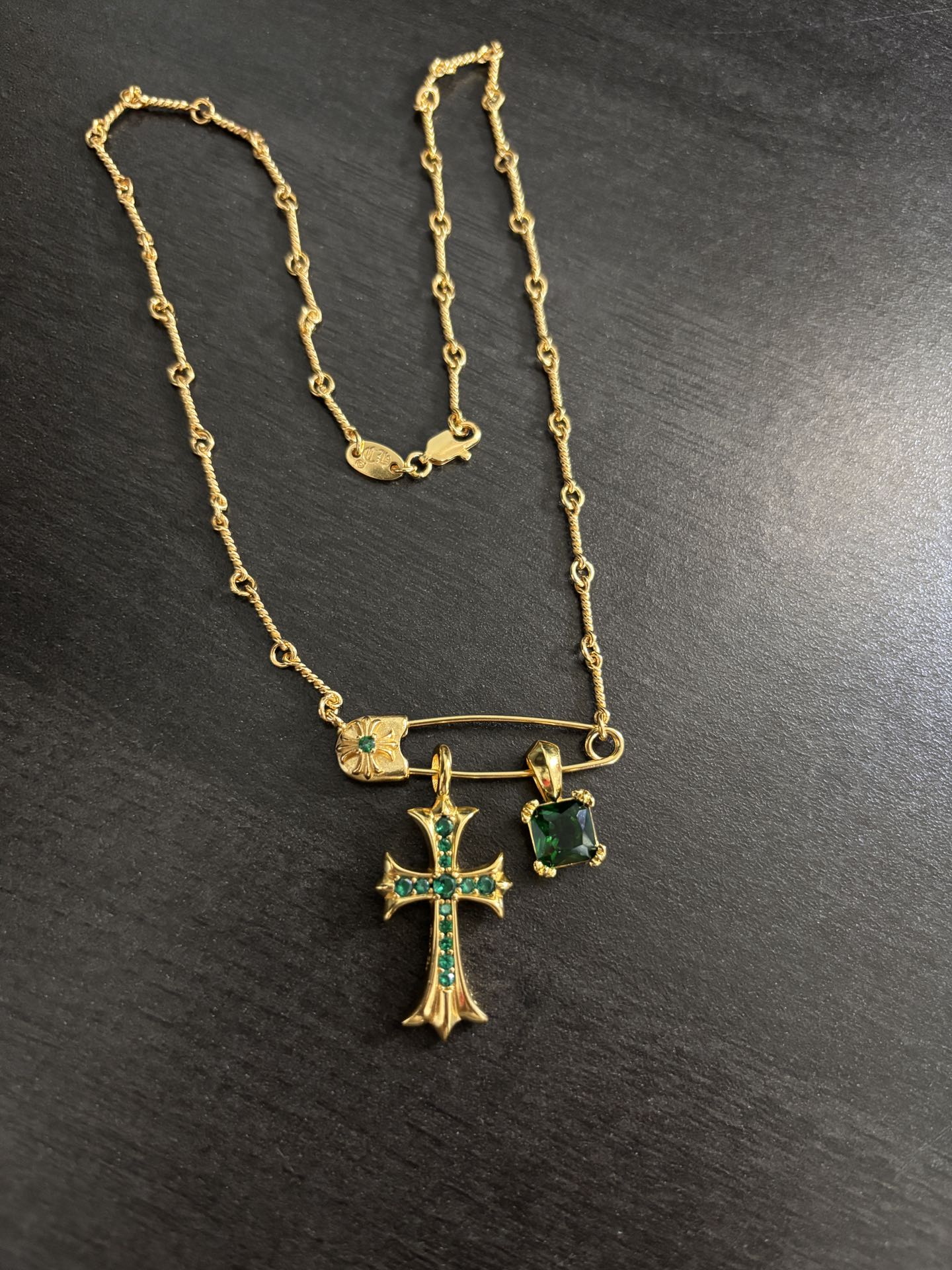 NO:379855,Crop pin bamboo joint green diamond cross necklace, jewelry boutique, chrome hearts, necklace19860909克罗别针竹节绿钻十字架项链,饰品精品,chrome hearts,necklace,Jewelry
