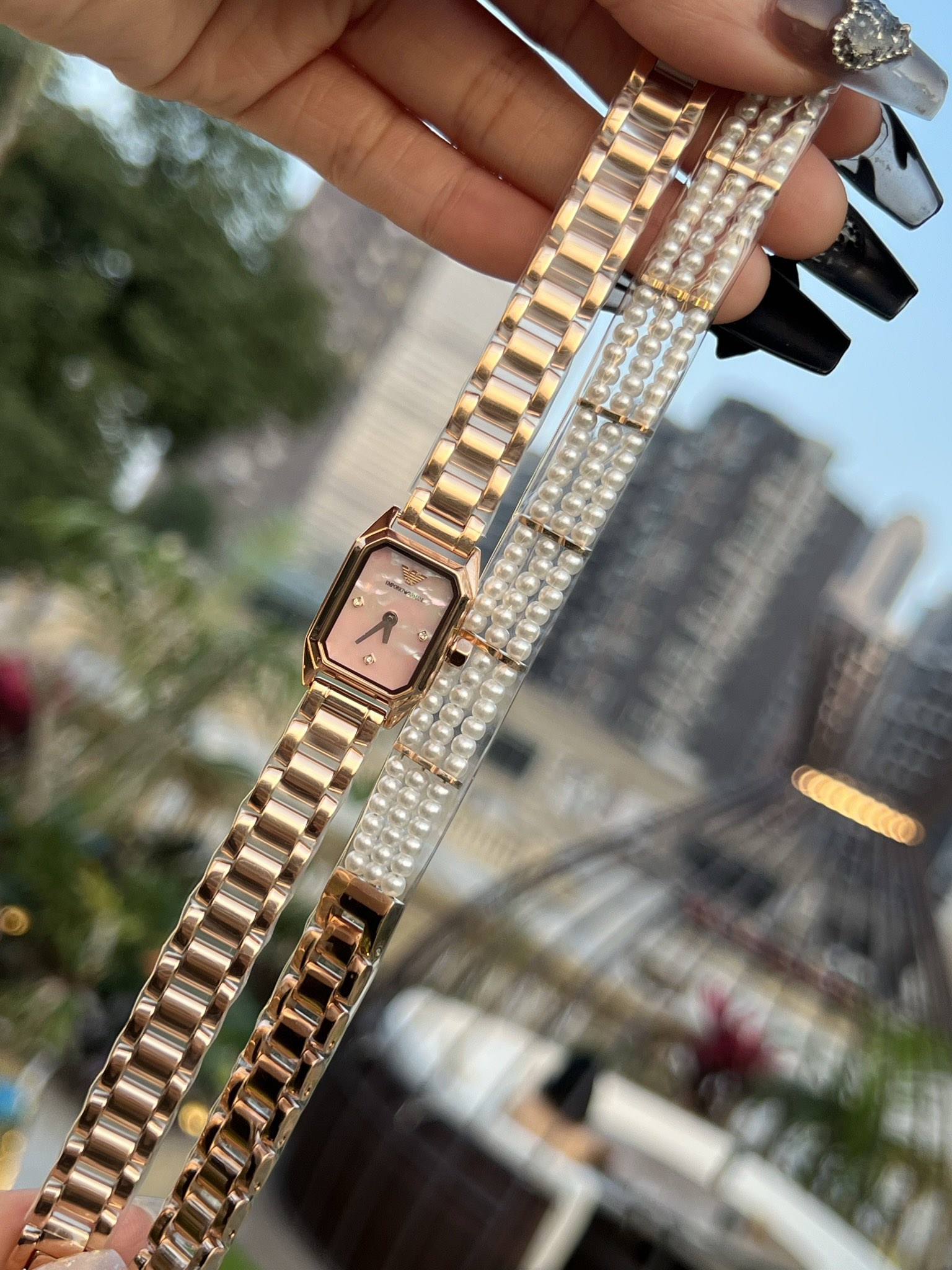 Elegant Amani ARMANI AR11323 Remordon-style Wristwatch with Natural Pearl Bee Watchboard - 图片 3