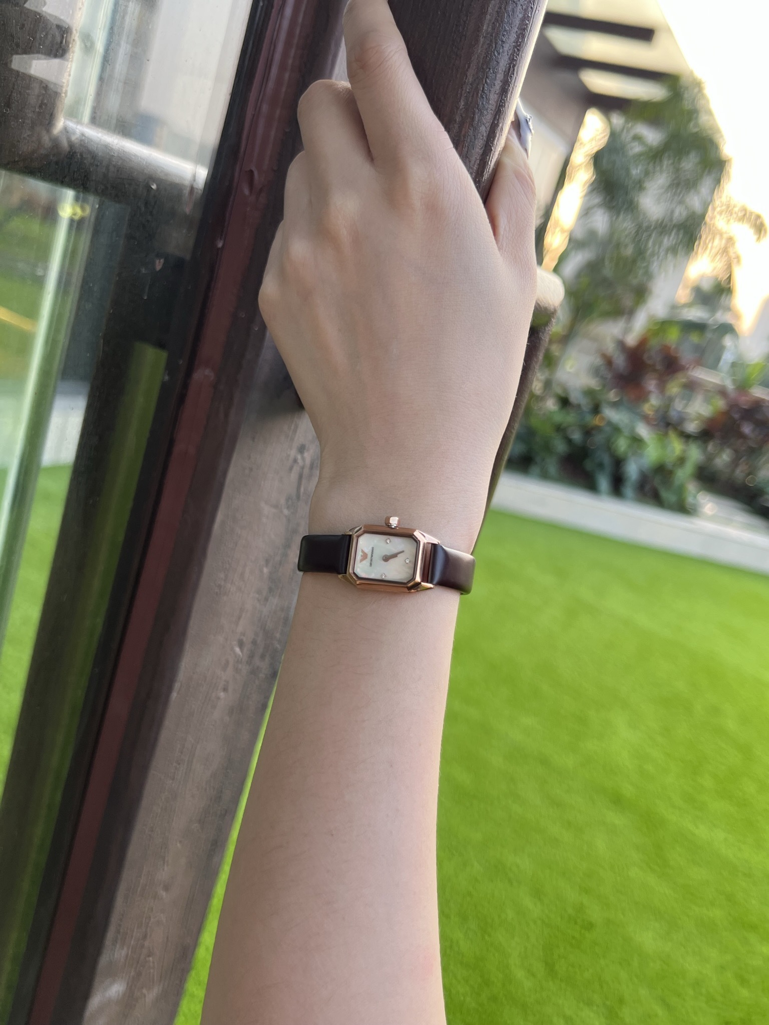 Mermaid Pipe 504: Amani’s Regold Mordon-Style Wristwatch with Natural Pearl Bee Watchboard - 图片 7