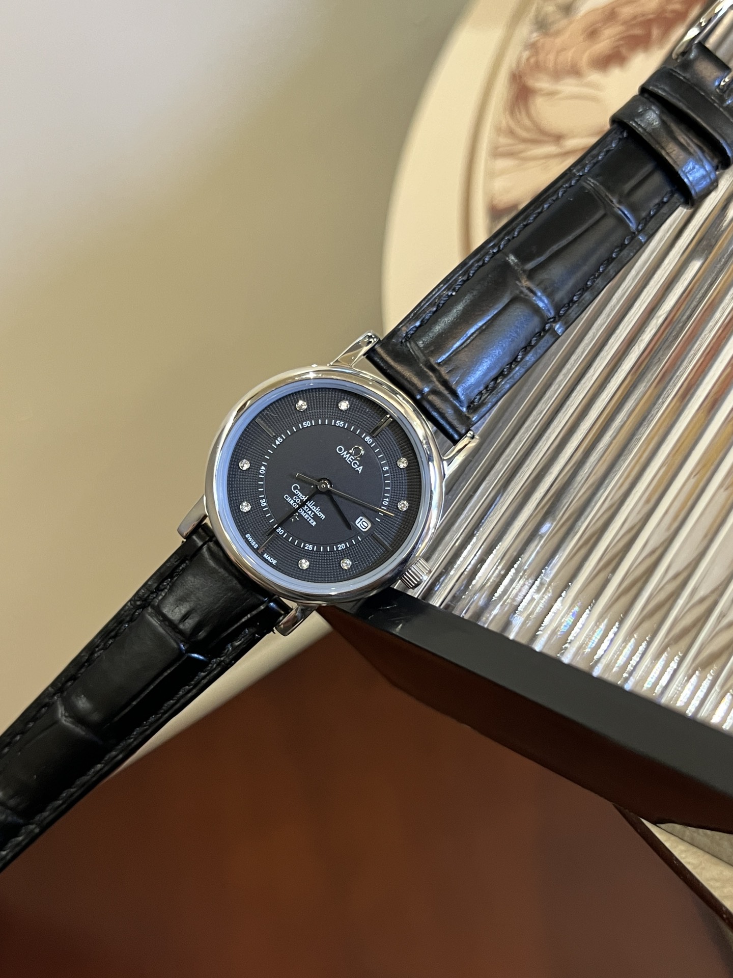 “High-quality Steel Watches with Mineral Glass Lenses and Unique Design Elements” - 图片 6