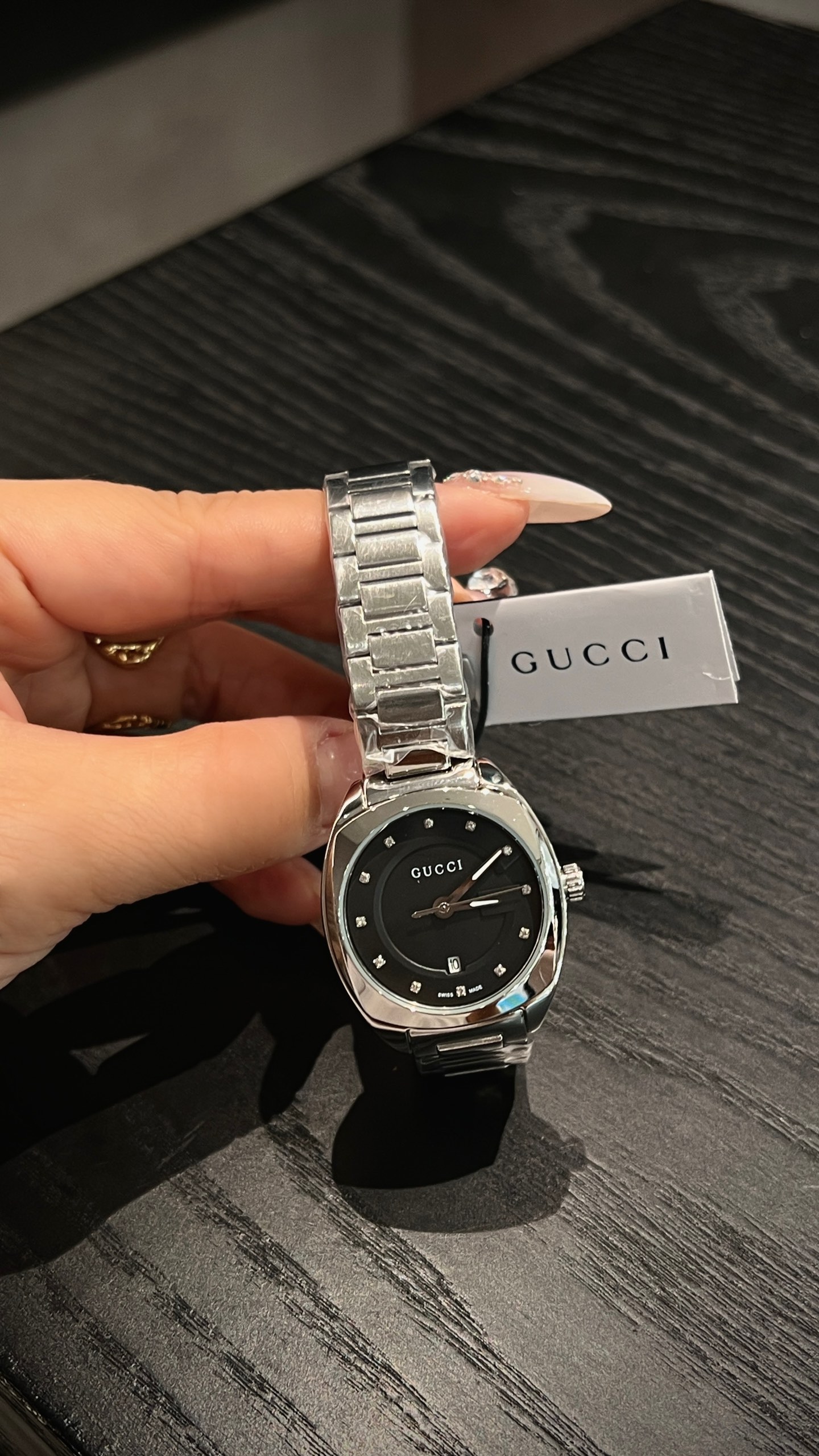 White shell 260 gold p644 Monuments Gucci Gucci GG2570 YA142504 wristwatch stone machine, size 28mm. Delivery - 图片 4
