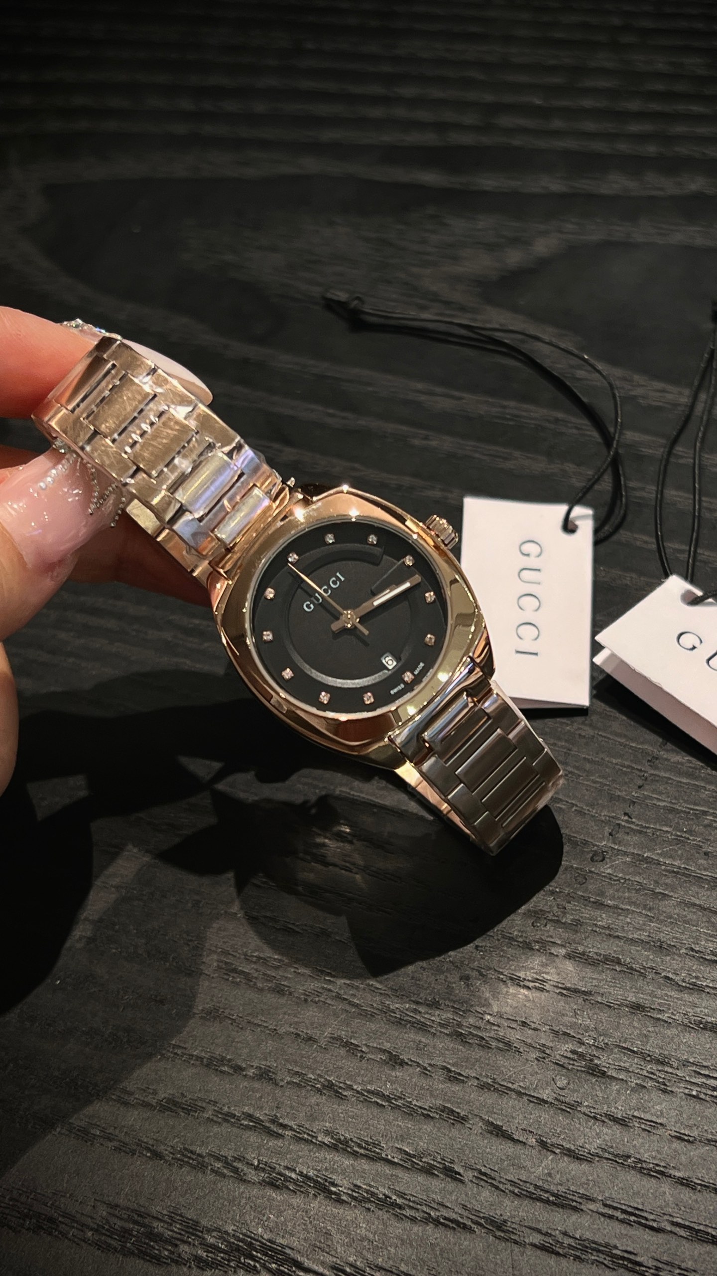 White shell 260 gold p644 Monuments Gucci Gucci GG2570 YA142504 wristwatch stone machine, size 28mm. Delivery - 图片 5