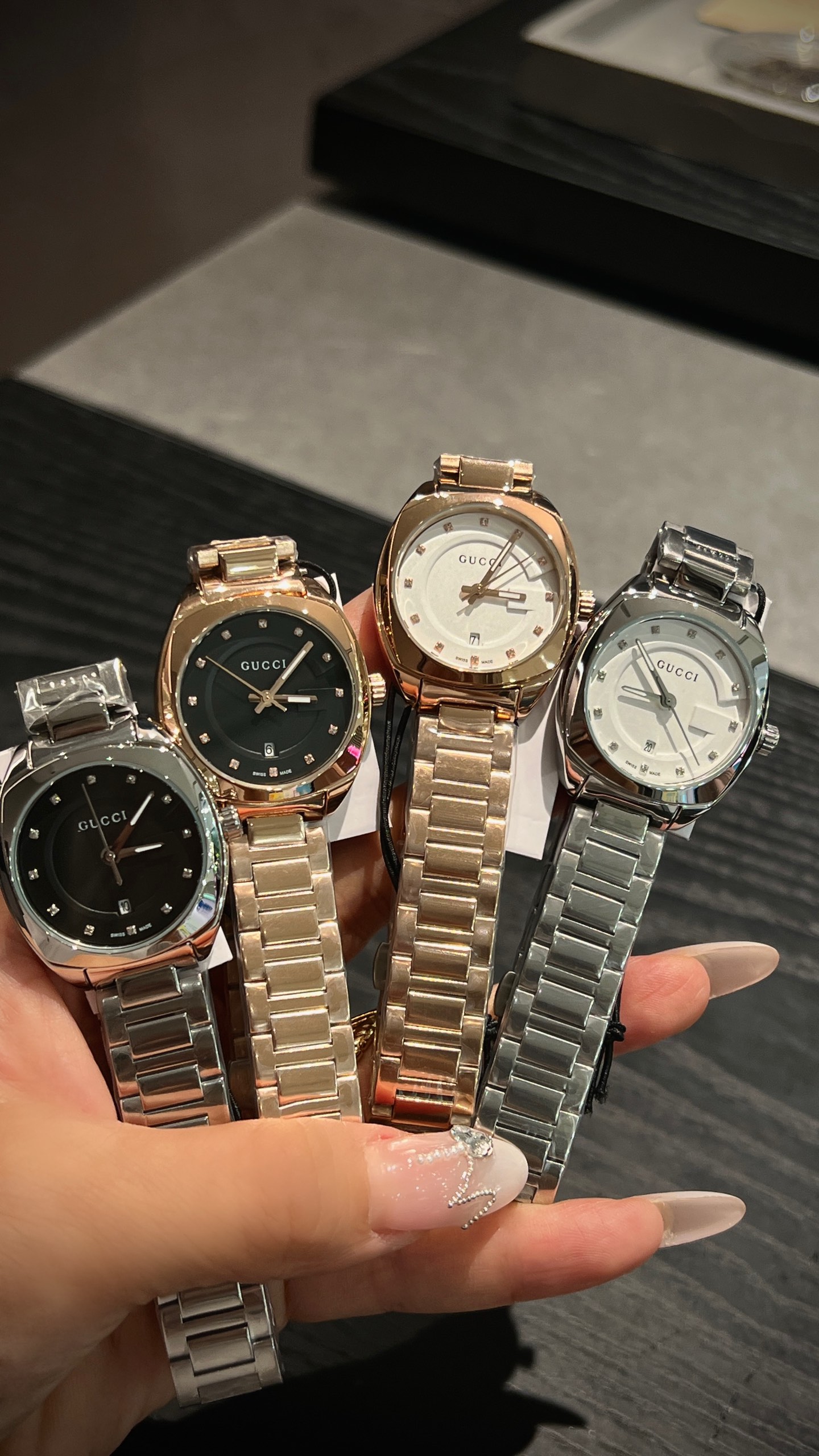White shell 260 gold p644 Monuments Gucci Gucci GG2570 YA142504 wristwatch stone machine, size 28mm. Delivery - 图片 9