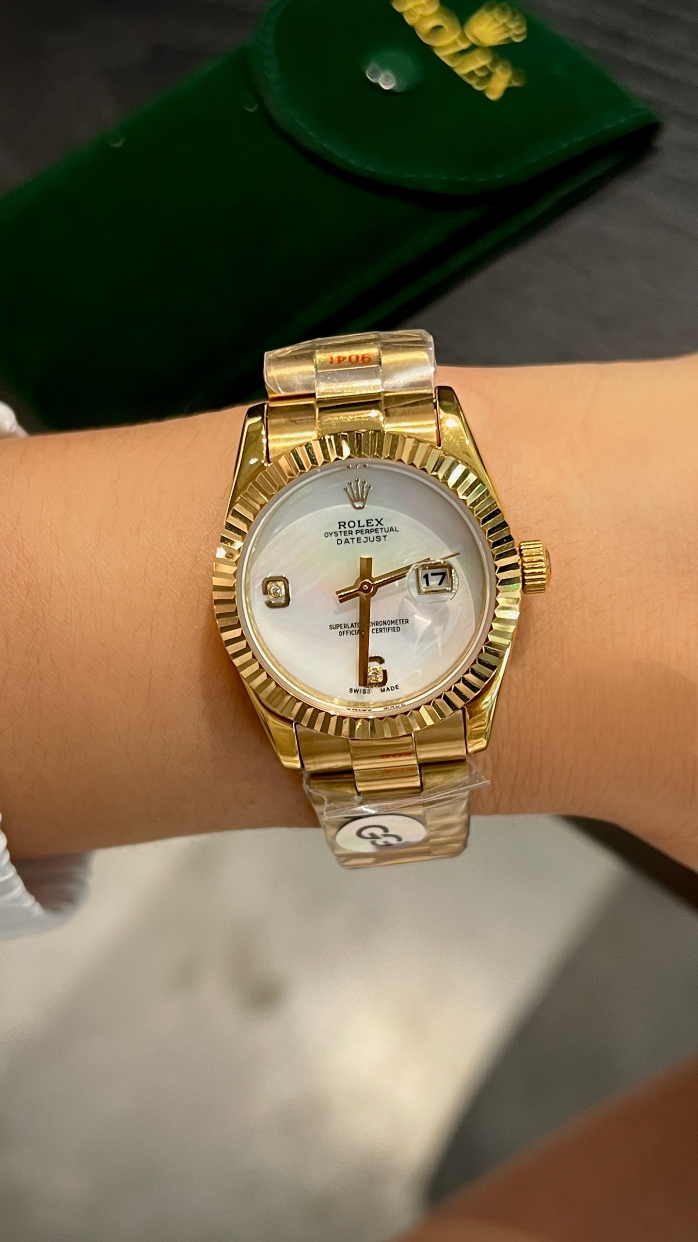 “Rolex Journal: Elegant Women’s Series with Steel Belts and Crystal Diamonds” - 图片 3