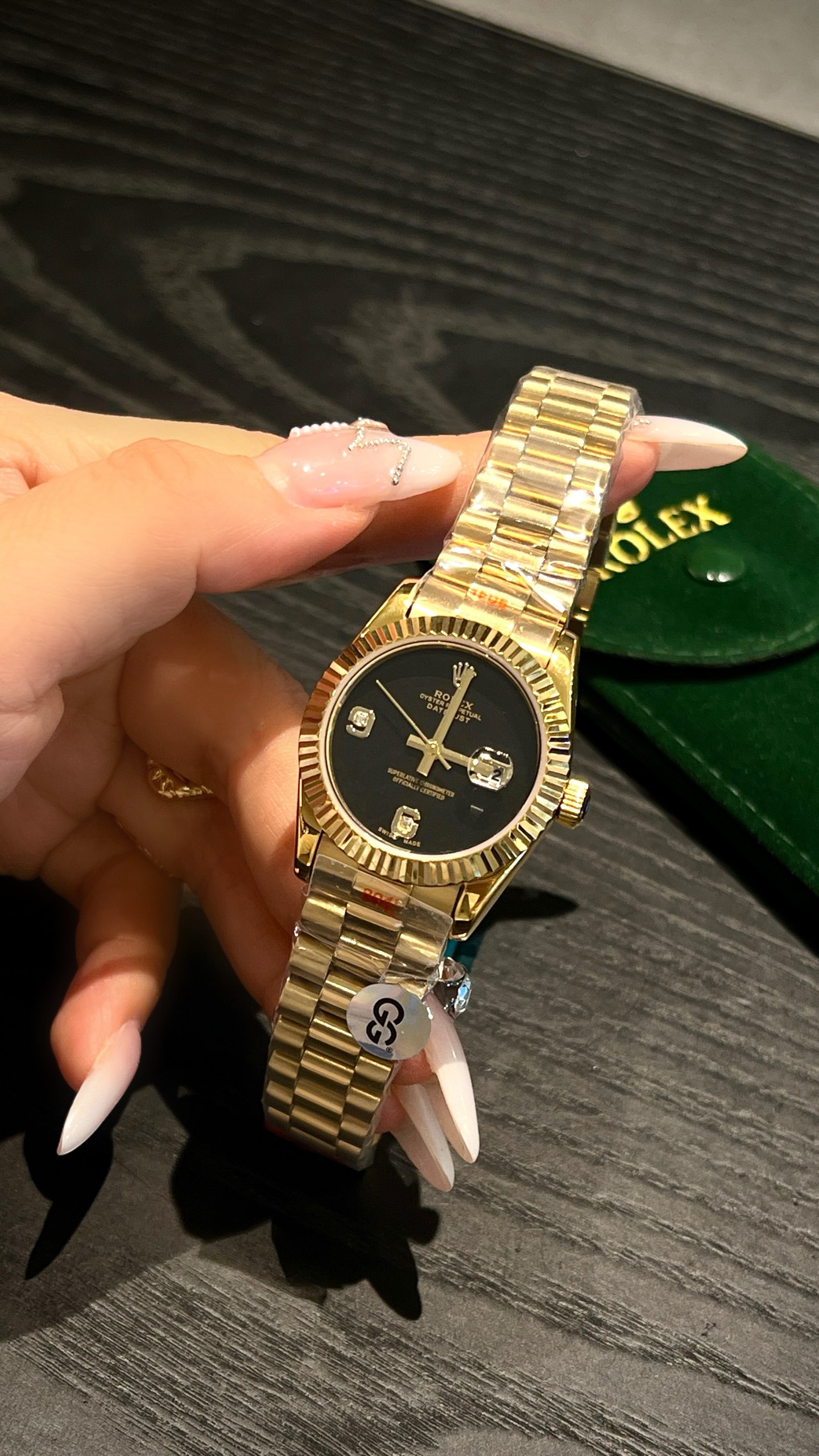 “Rolex Journal: Elegant Women’s Series with Steel Belts and Crystal Diamonds” - 图片 7