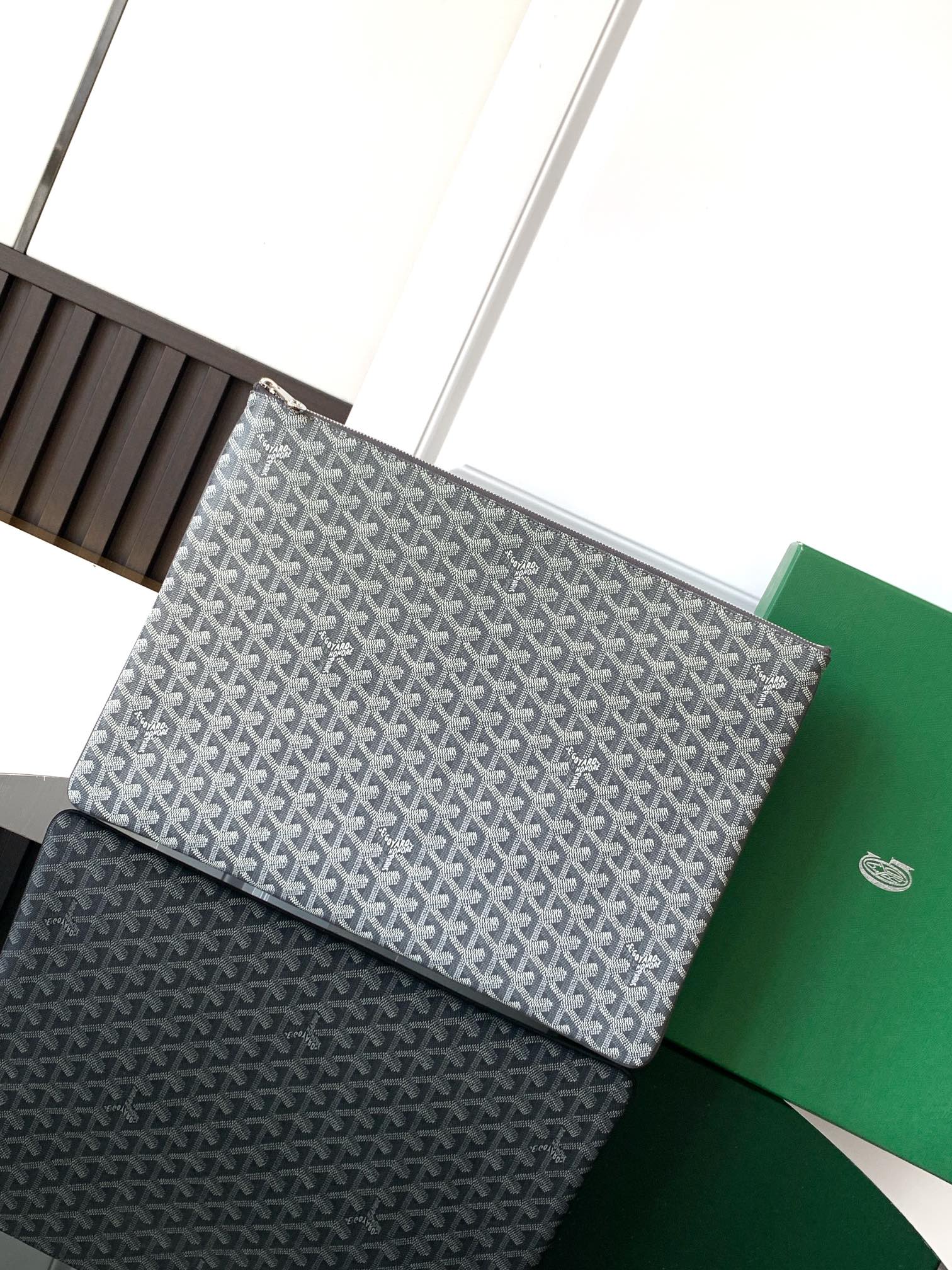 Goyard MGM手拿包可以用作办公室小袋