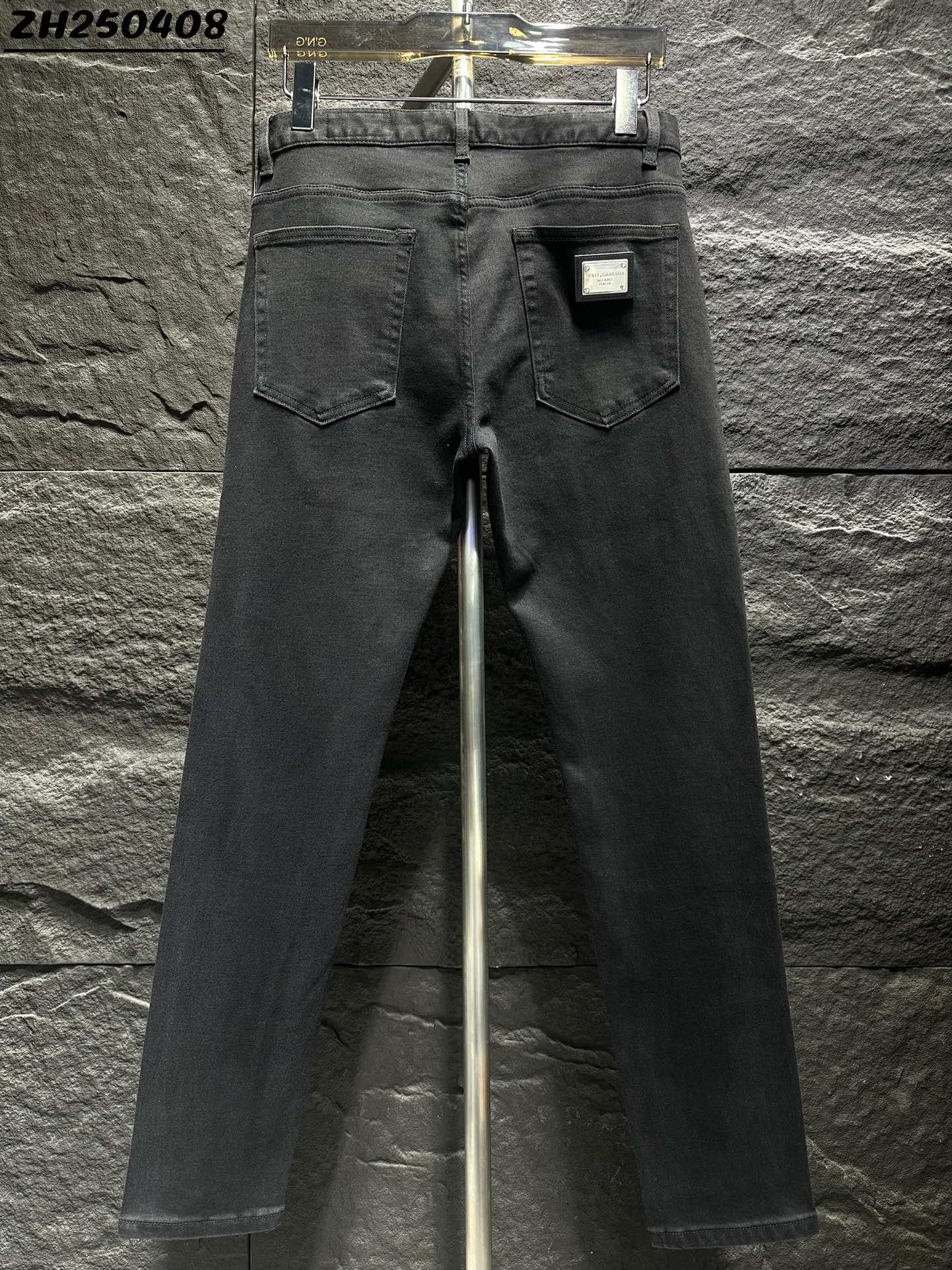 Dolce & Gabbana Men's Black Jeans - New Style, Multiple Sizes Available 1 i1746152490 111 7