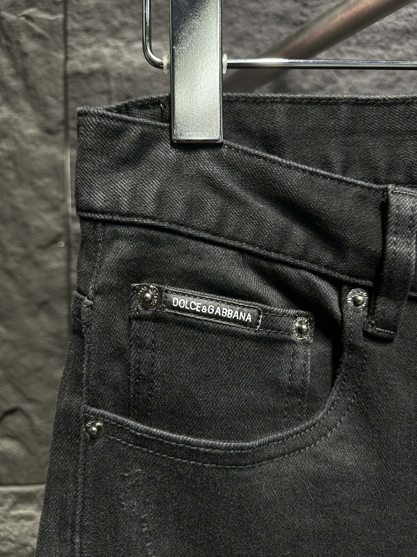 Dolce & Gabbana Men's Black Jeans - New Style, Multiple Sizes Available 4 i1746152490 8205 2