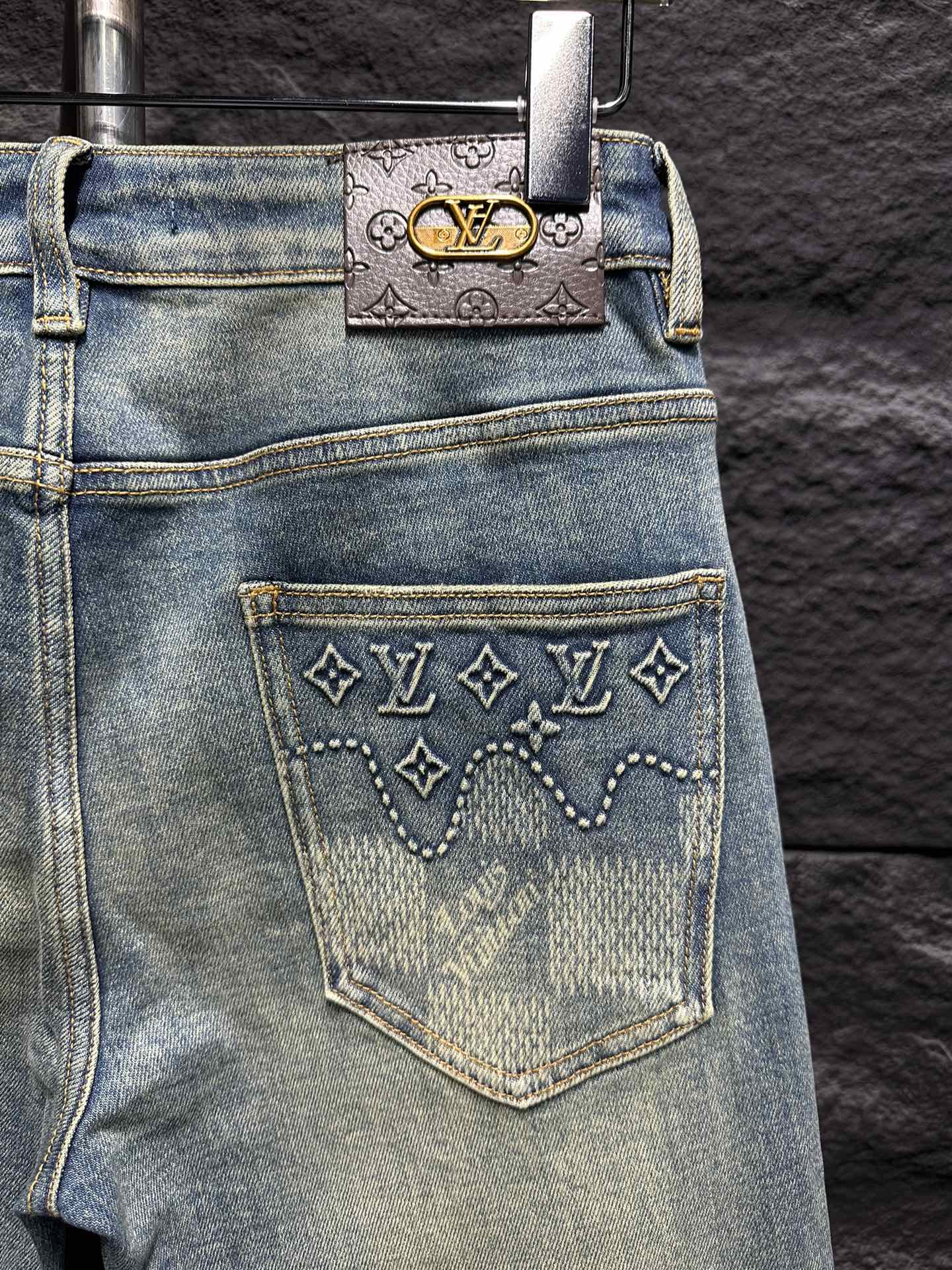 Louis Vuitton 2025 New Style Men's Jeans, Sizes 29-38, Fashionable and Durable 9 i1746175733 7830 8