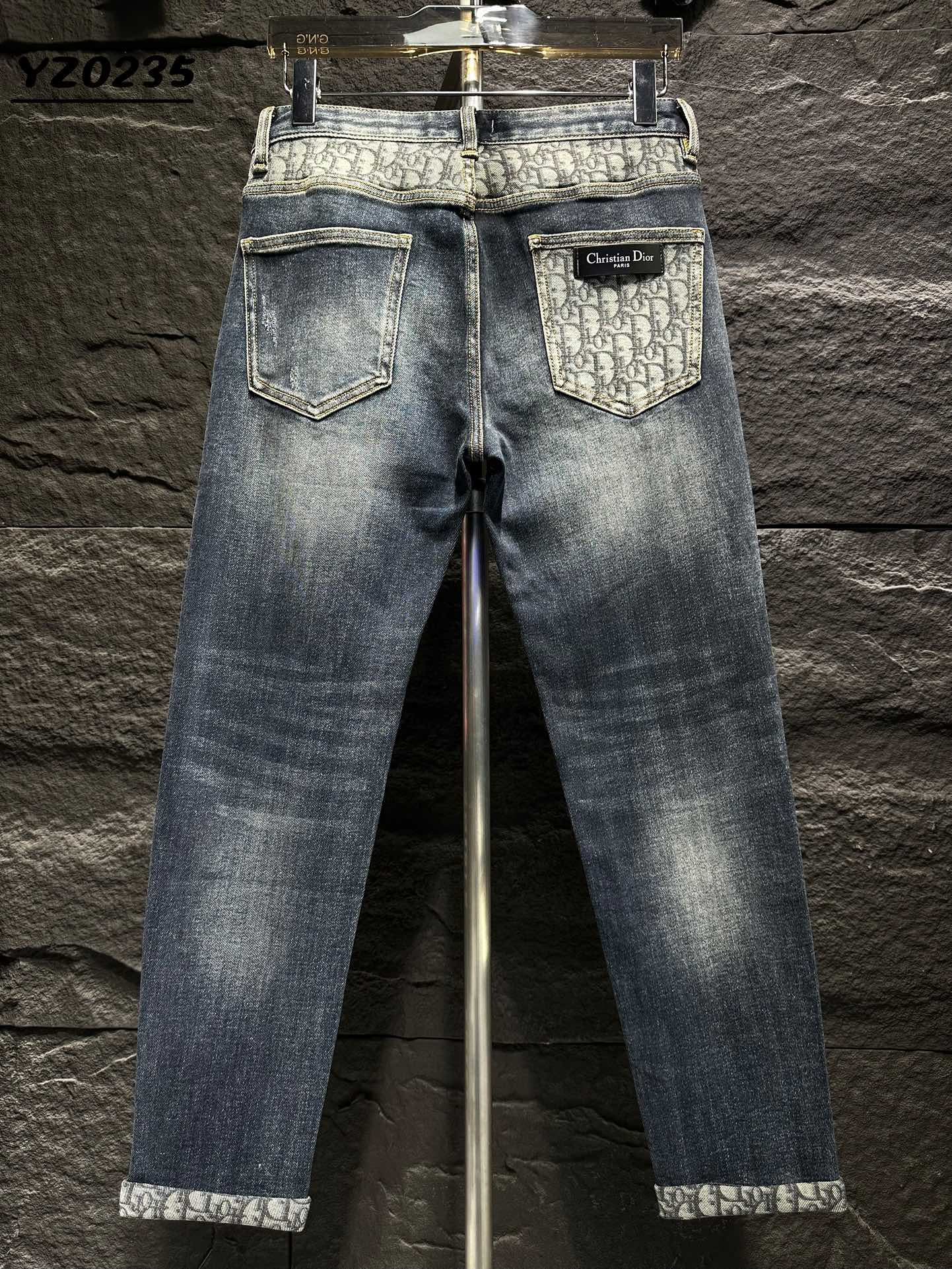 Dior Men's Jeans Blue Vintage Fashionable Slim Fit Denim Pants 2 i1746175887 468 1