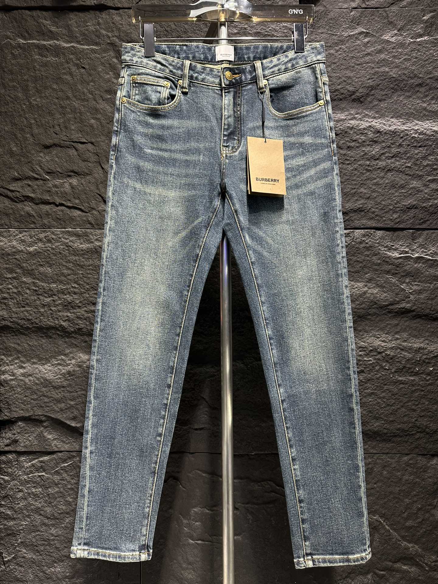 Burberry Men's Blue Wash Denim Jeans with Embroidered Logo Pocket Detail 3 i1746175946 8616 7