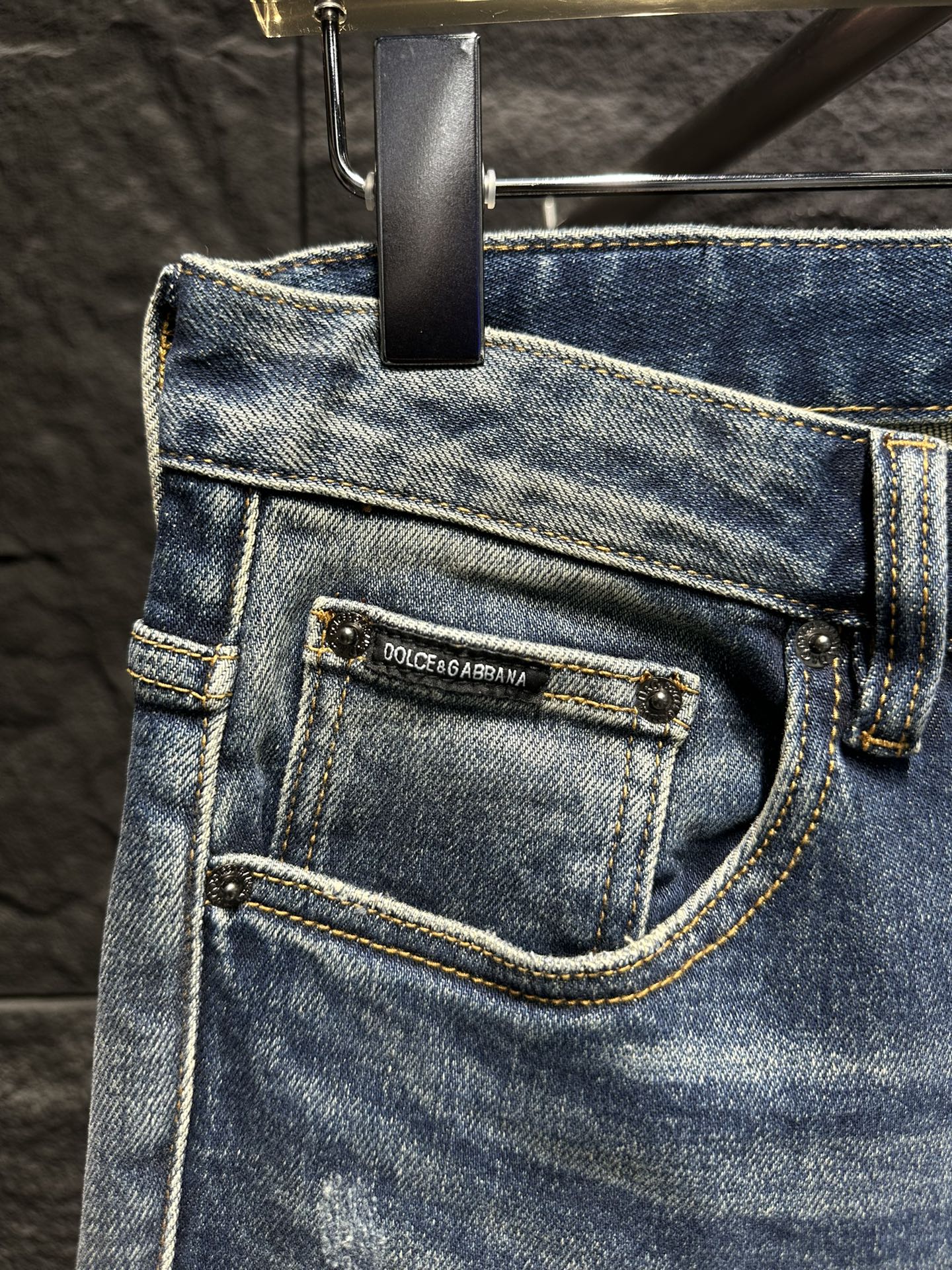 Dolce & Gabbana Jeans 2025 New Style, Denim Jeans for Men, Multiple Sizes Available 5 i1746712680 1246 0