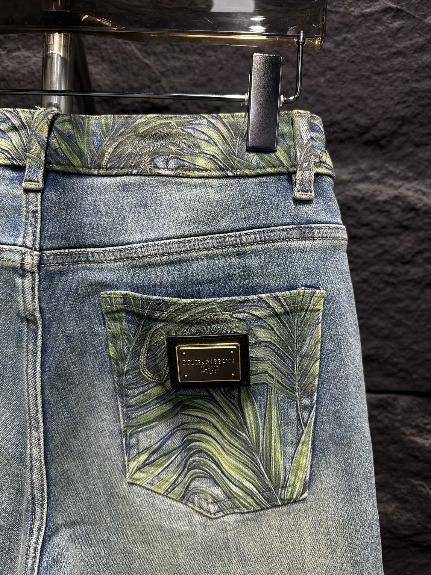 DG New Jeans - Slim Fit Denim with Palm Leaf Pocket Detail - Sizes 29-38 9 i1747044282 6400 8