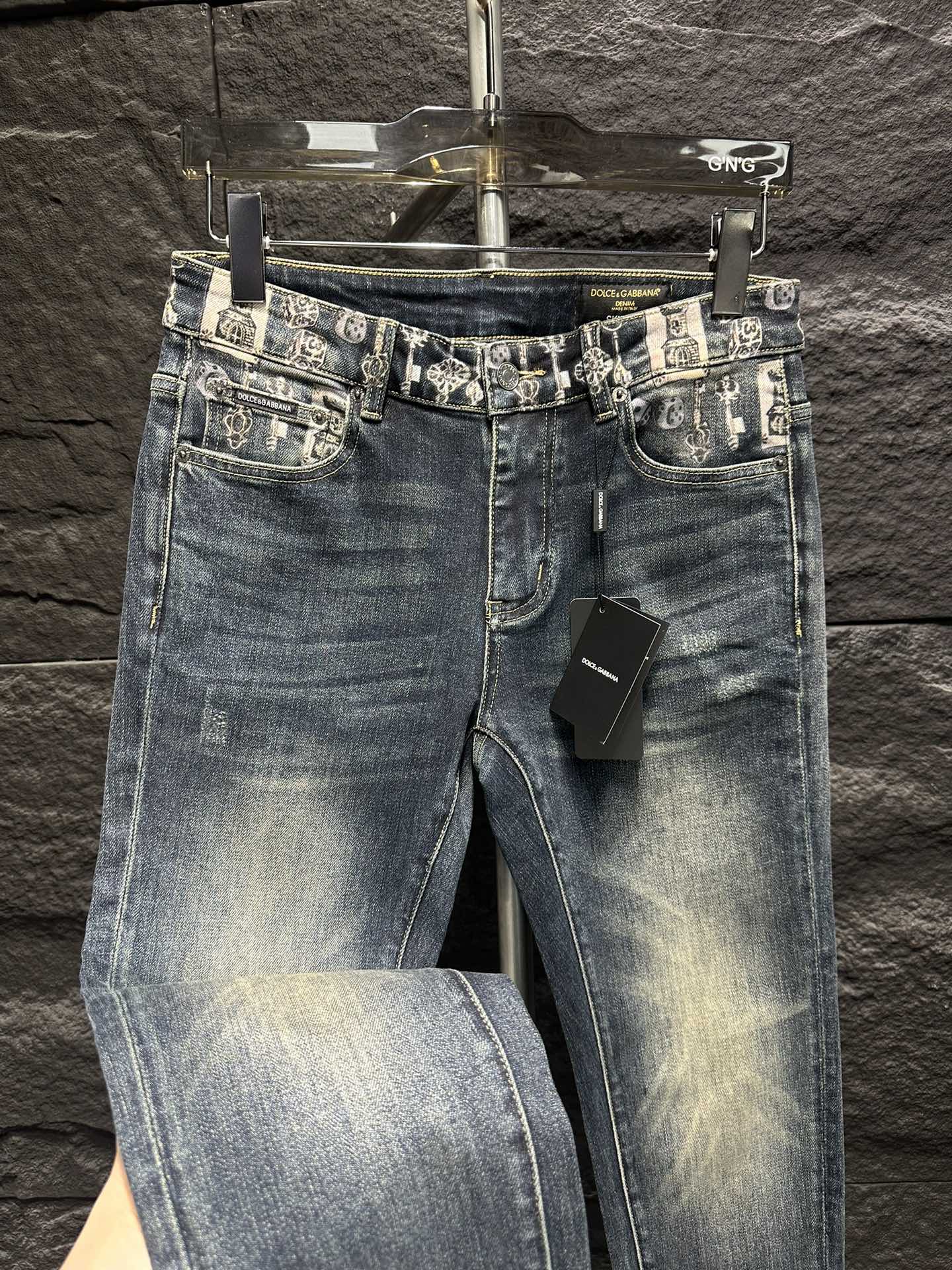 Dolce & Gabbana Men's Slim-Fit Jeans with Distressed Wash and Graphic Details 5 i1747044340 6073 7