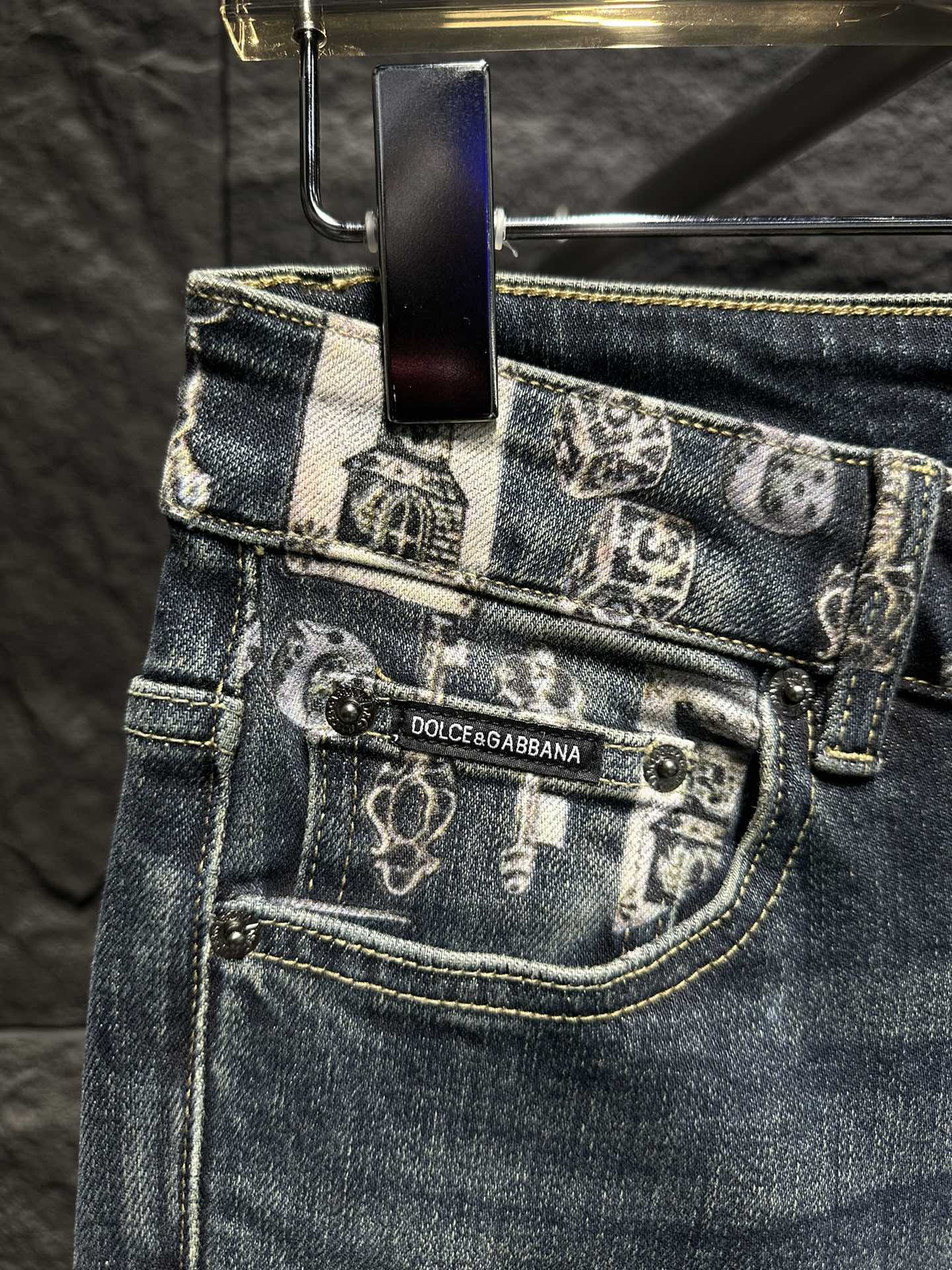 Dolce & Gabbana Men's Slim-Fit Jeans with Distressed Wash and Graphic Details 4 i1747044340 9429 6
