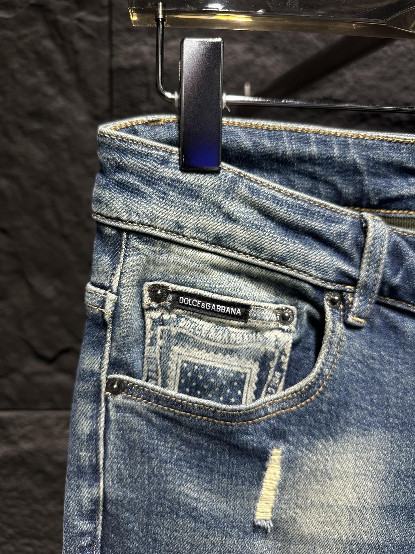 Dolce & Gabbana Jeans - Slim Fit Denim with Logo Detail - Sizes 29-38 5 i1747044407 2173 7